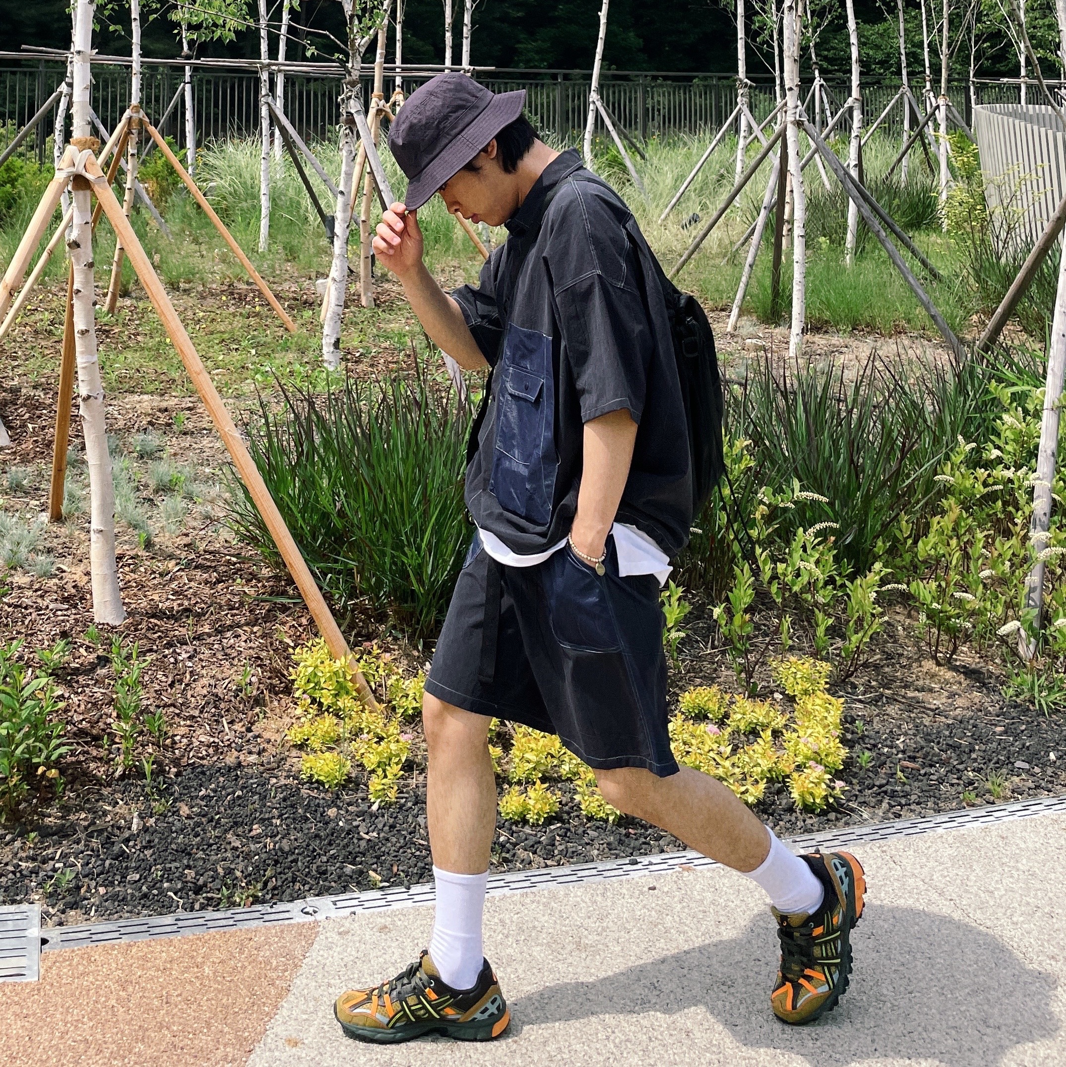 Asics x Andersson Bell Gel-Sonoma 15-50 Olive Oil Dark Brown 착용 스타일 - 1