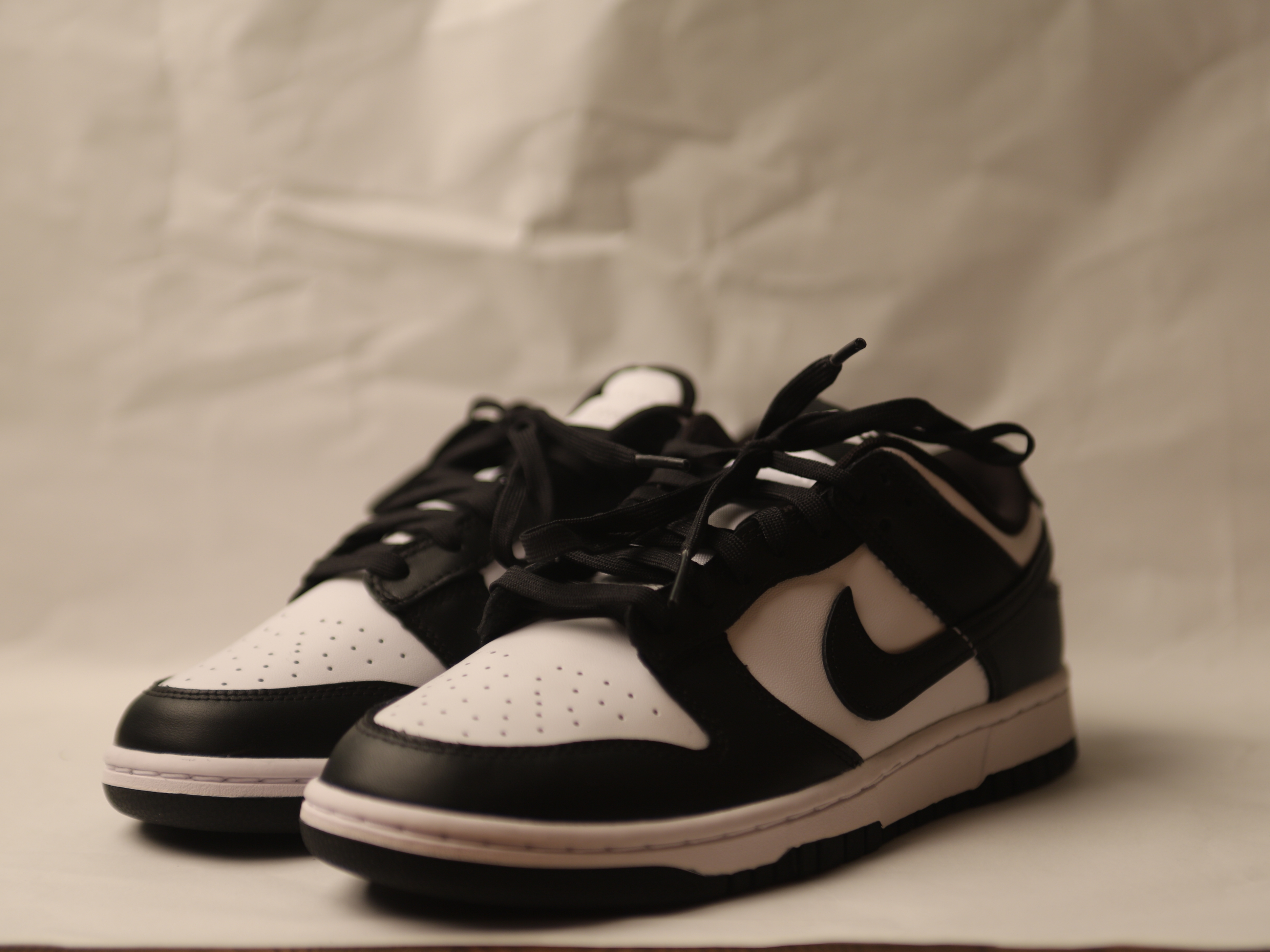 Nike Dunk Low Retro Black 착용 스타일 - 1