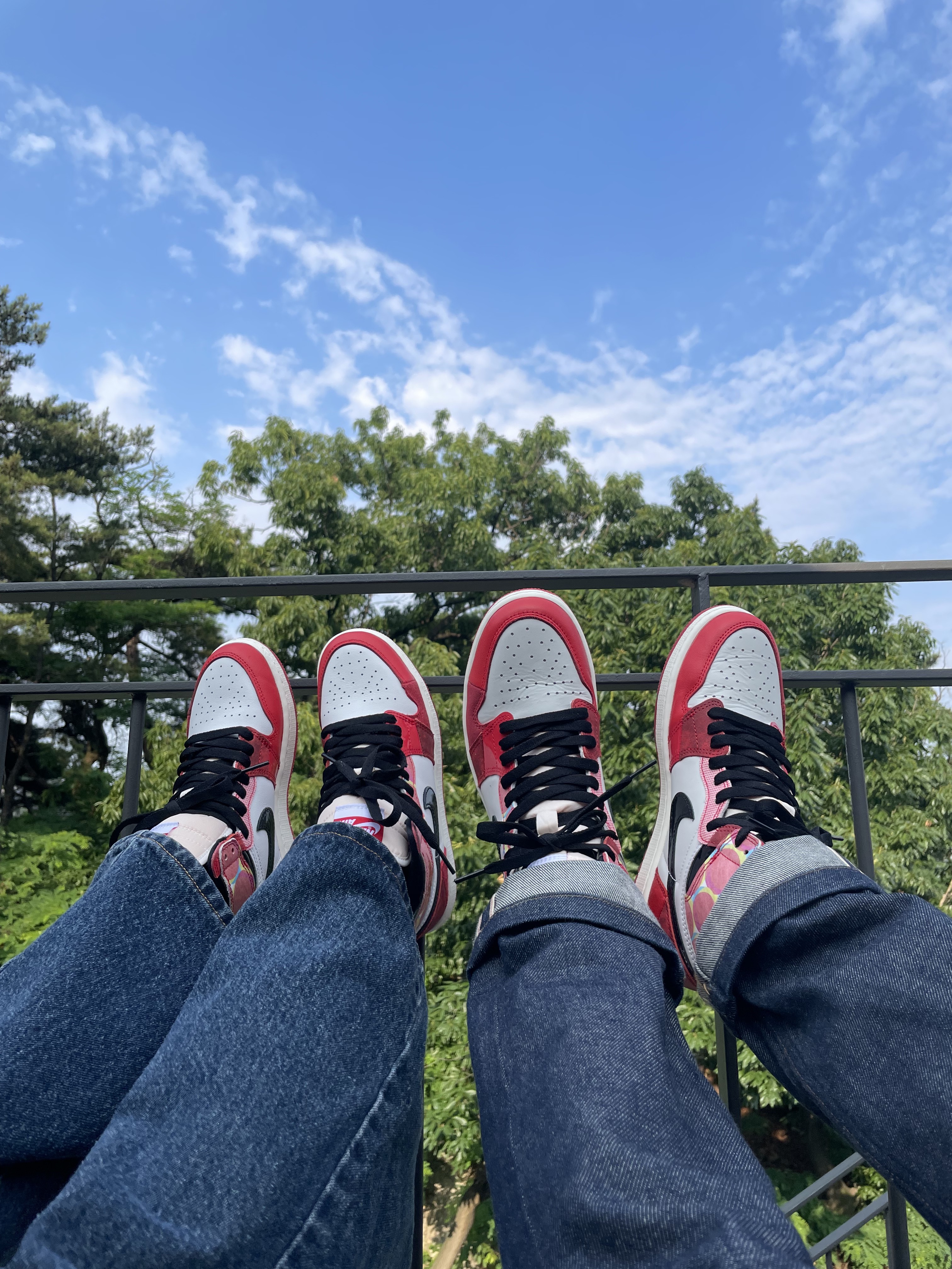 Jordan 1 Retro High Spider-Man Next Chapter, (GS) Jordan 1 Retro High Spider-Man Next Chapter 착용 스타일 - 1