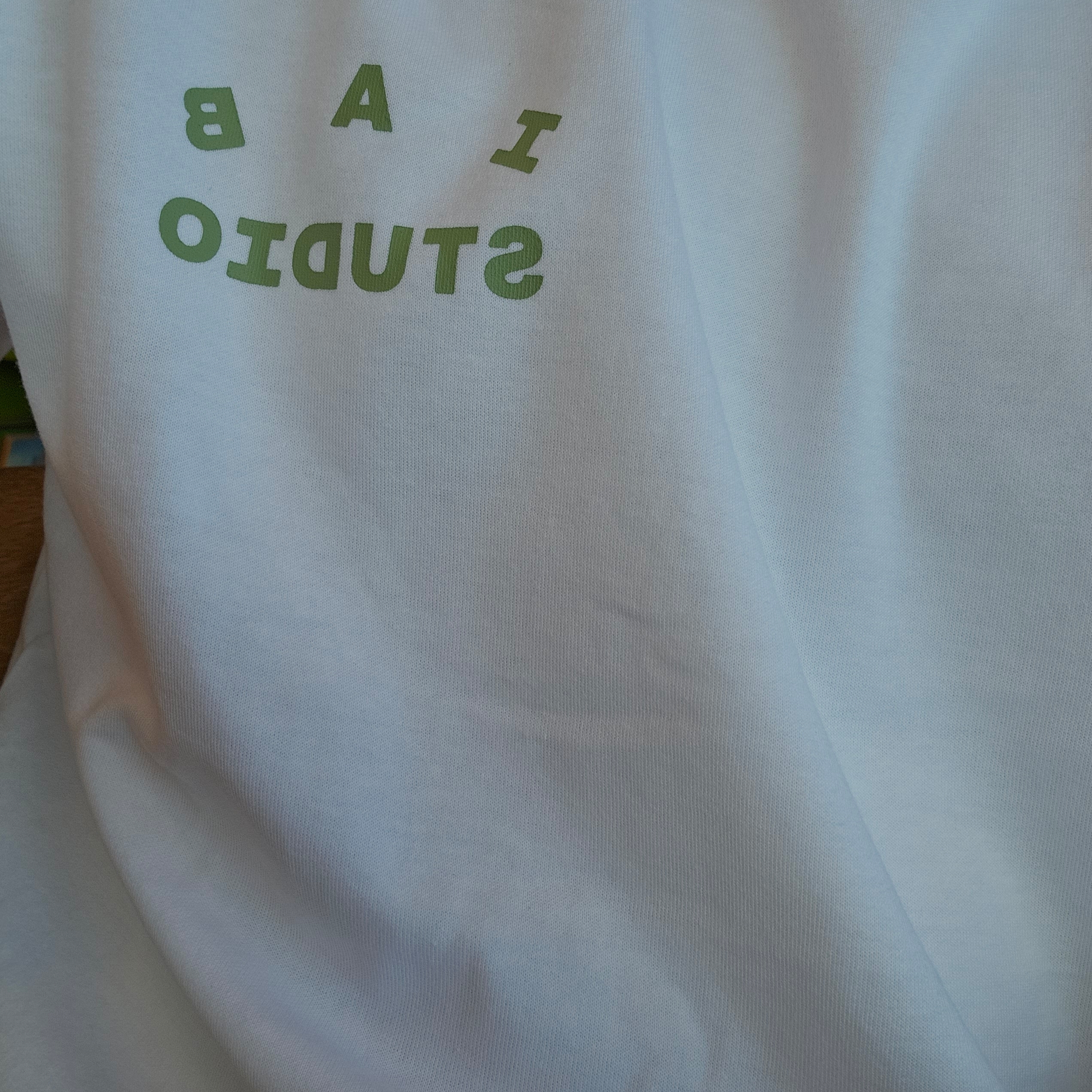 IAB Studio T-Shirt White Light Green 착용 스타일