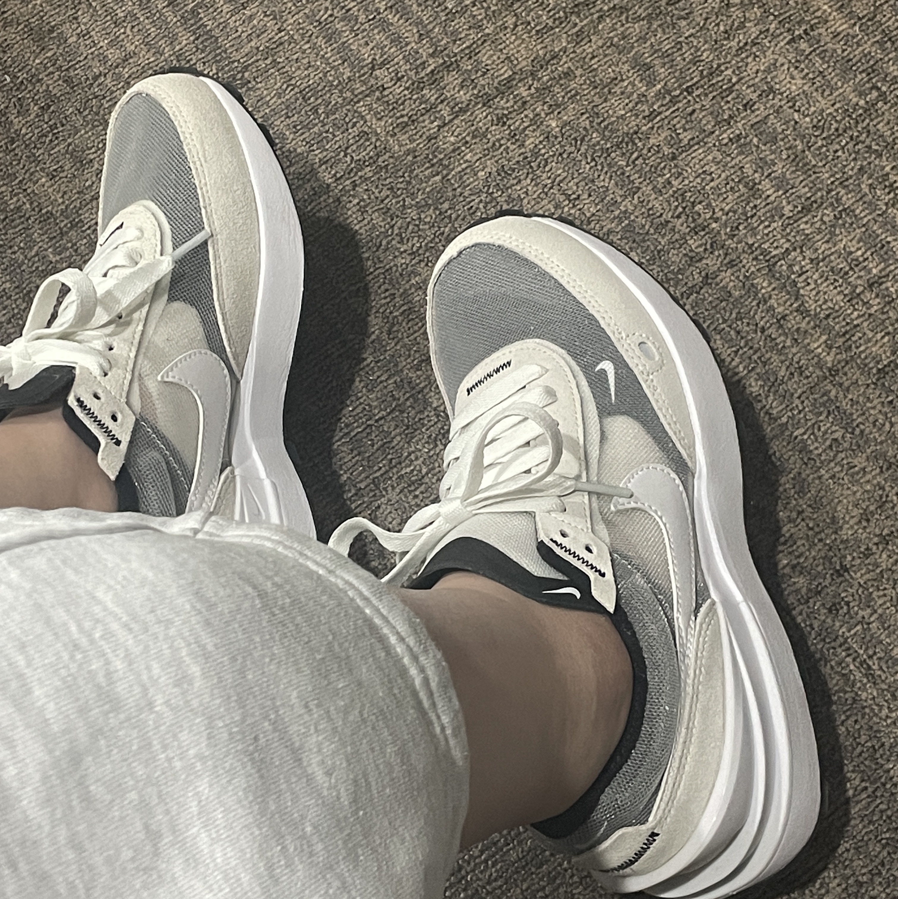 (GS) Nike Waffle One Infinite Lilac 착용 스타일