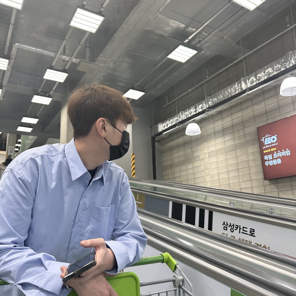 KREAM 프로필 이미지
