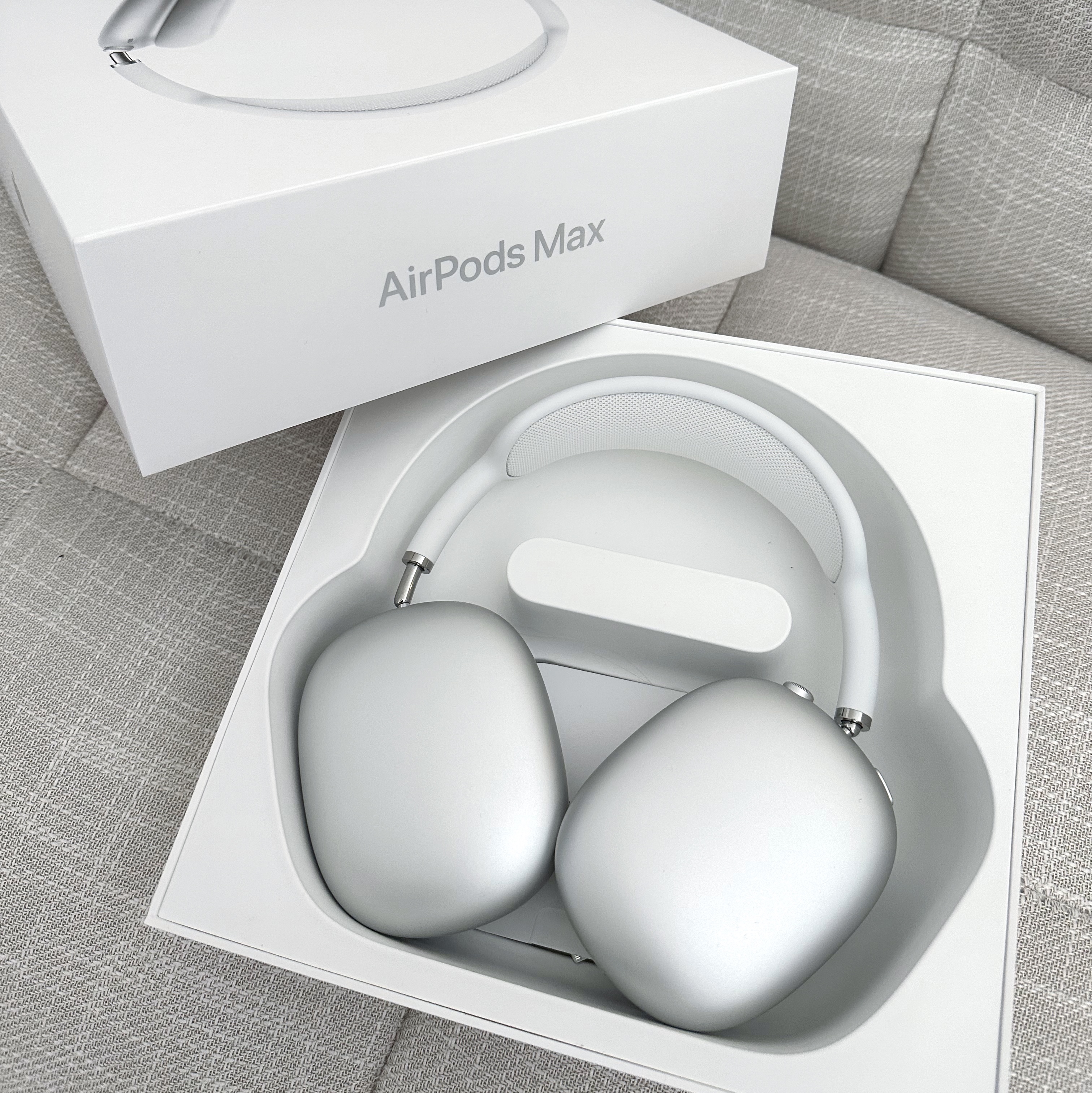 Apple AirPods Max Lightning Silver (Korean Ver.) 착용 스타일