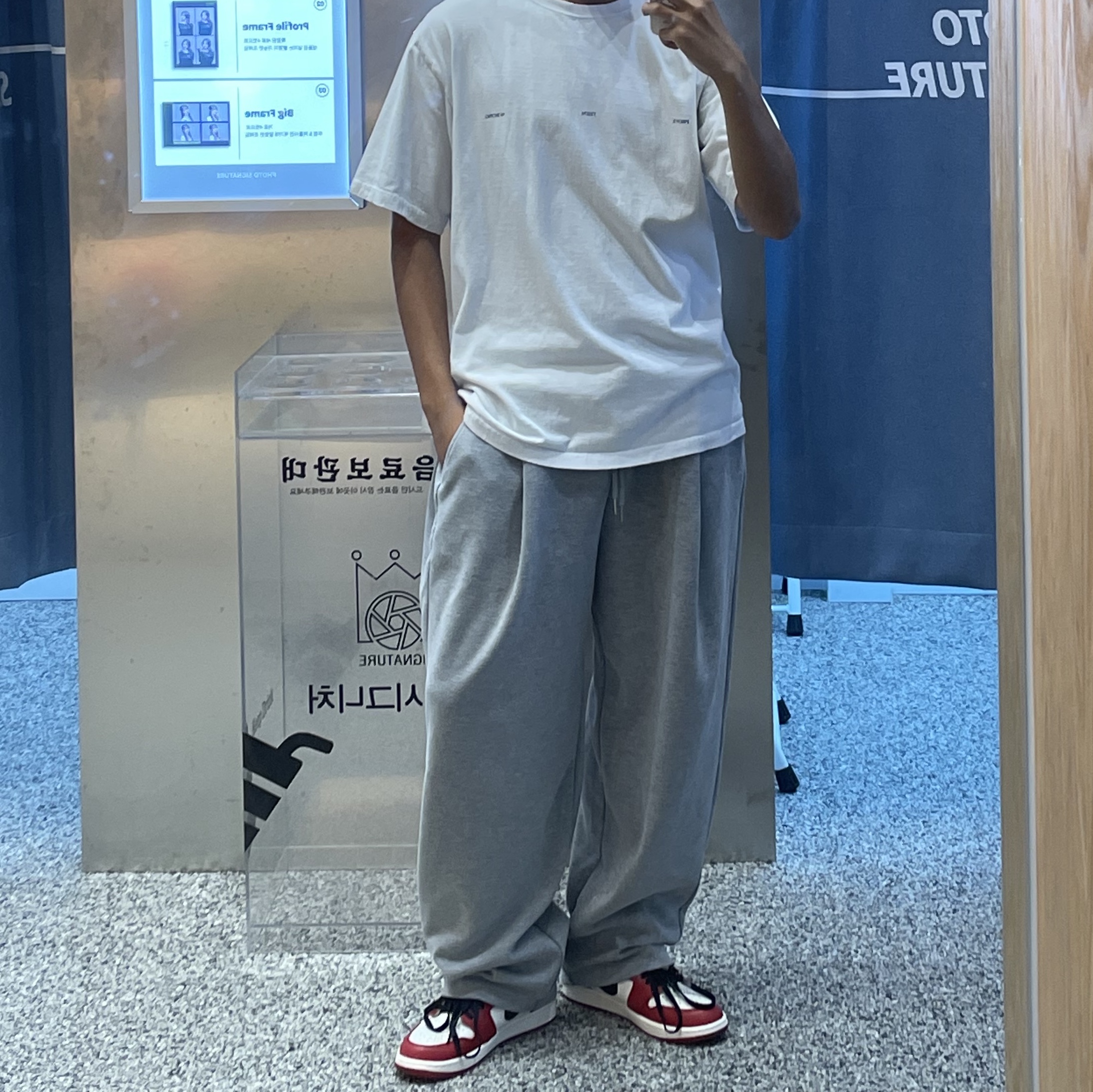 Jordan 1 Retro High OG Chicago 2022 착용 스타일 - 2