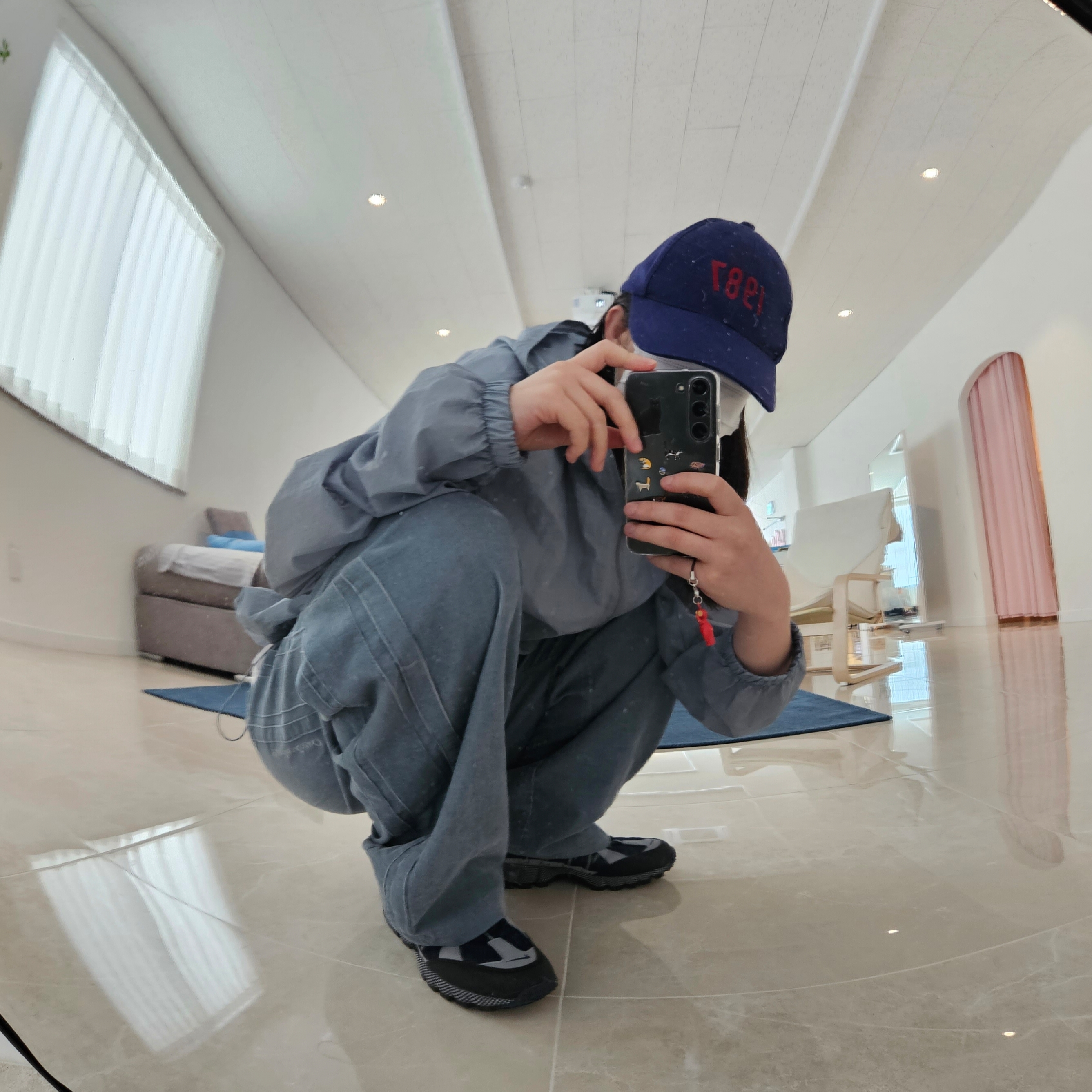 Nike Air Humara Midnight Navy and Obsidian 착용 스타일 - 1