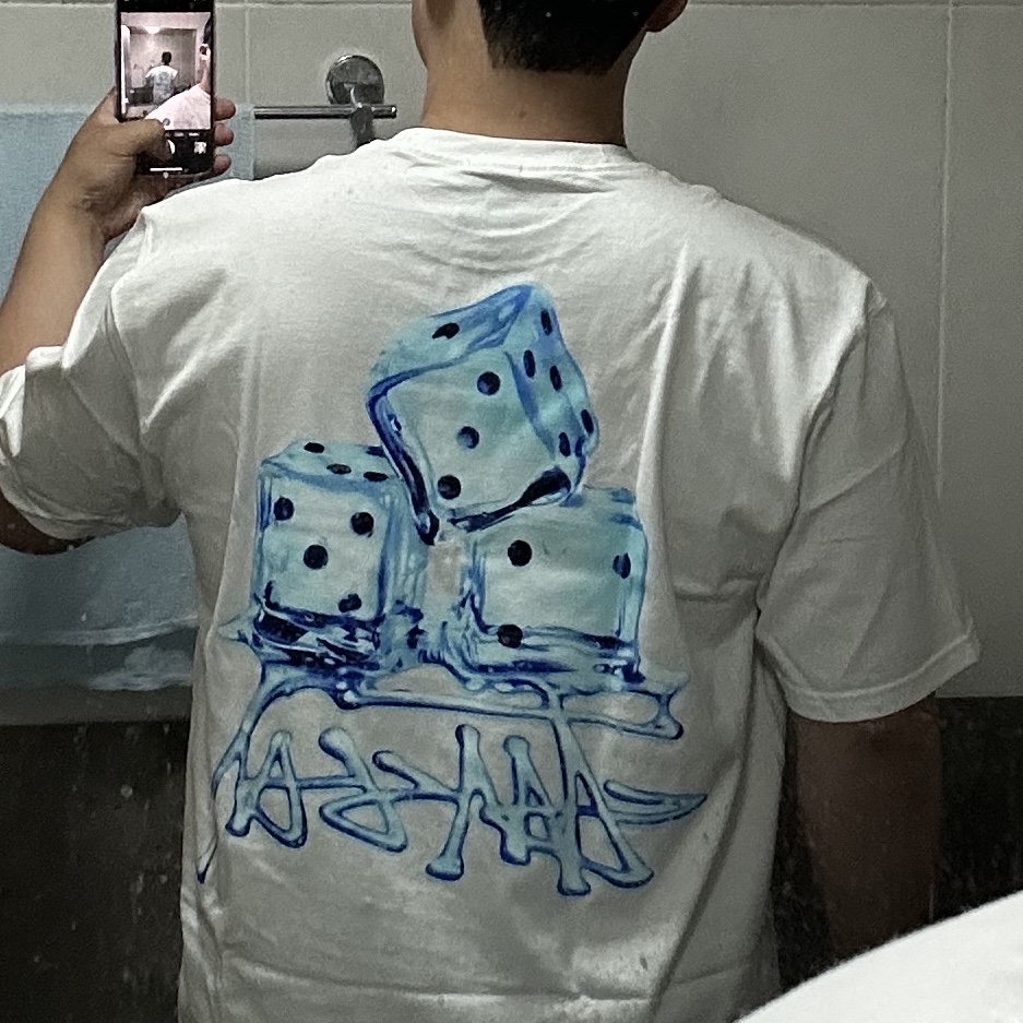 스투시 멜티드 티셔츠 블랙, 스투시 멜티드 티셔츠 화이트 착용 스타일 - 2