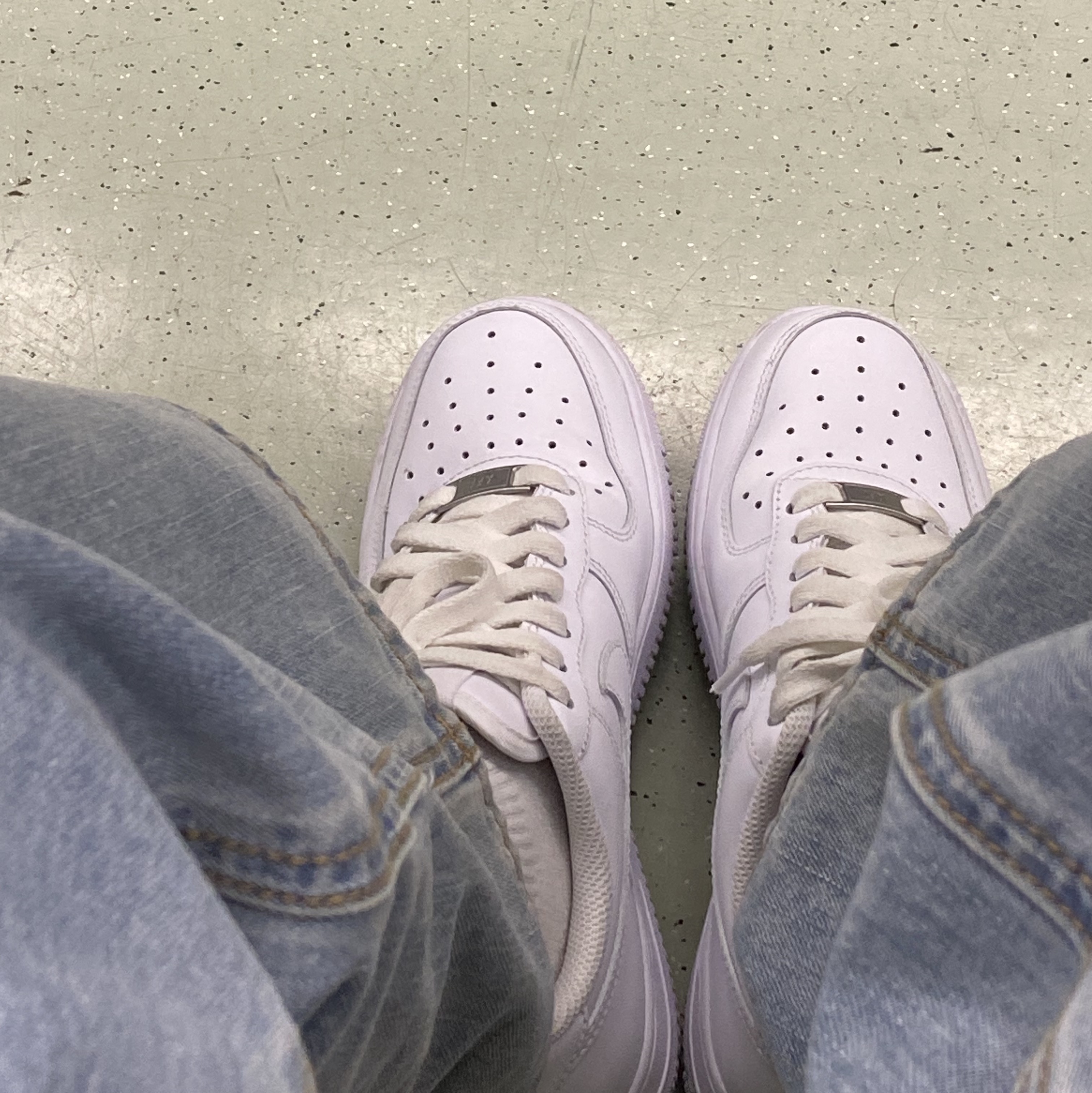 (W) Nike Air Force 1 '07 Low White 착용 스타일