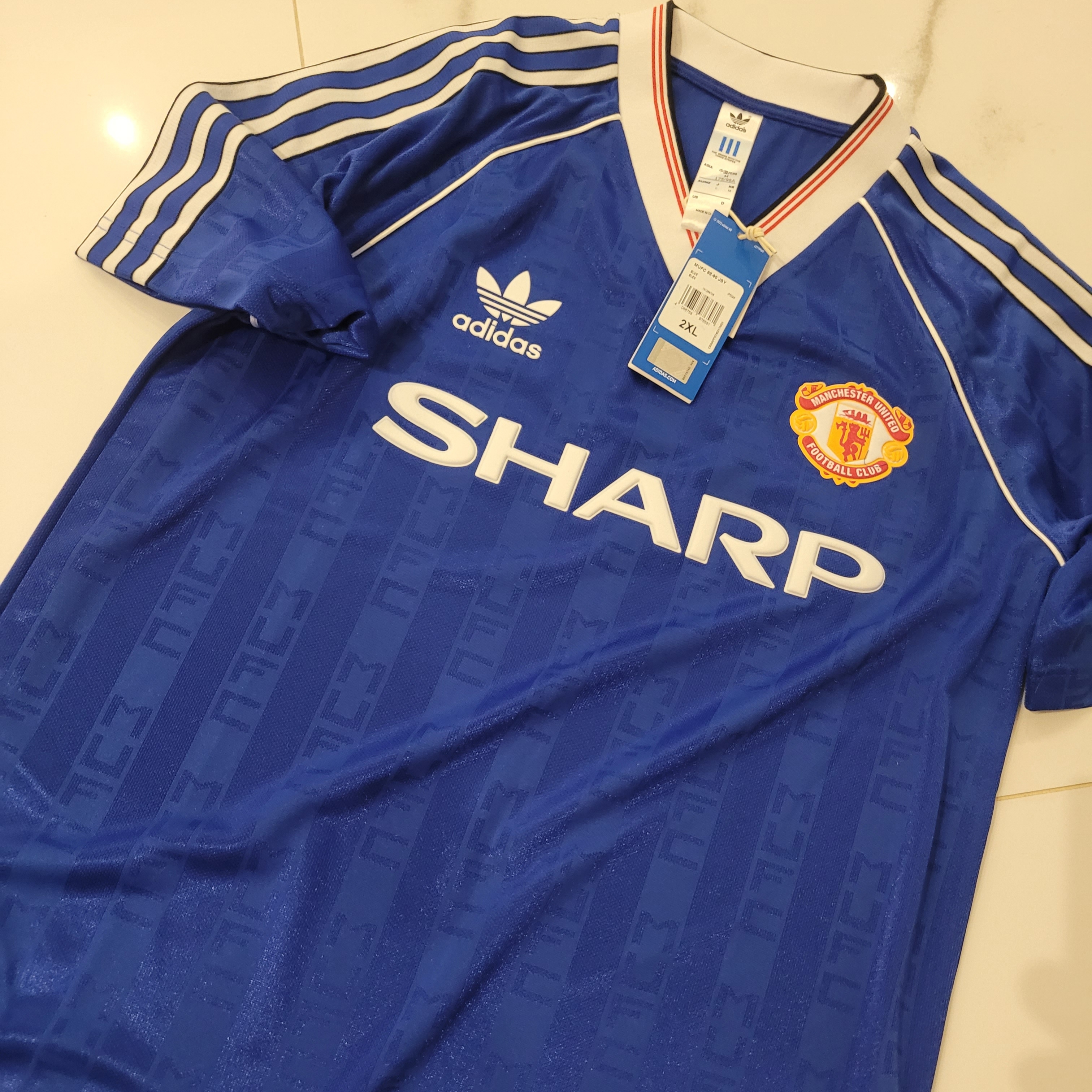 Adidas Manchester United 1988/90 Jersey Collegiate Royal - KR Sizing 착용 스타일
