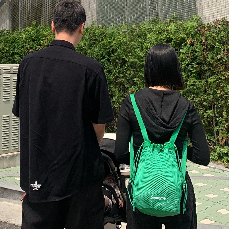 Supreme x Undercover S/S Flannel Shirt Black - 23SS, Supreme Mesh Small Backpack Green - 23SS 착용 스타일