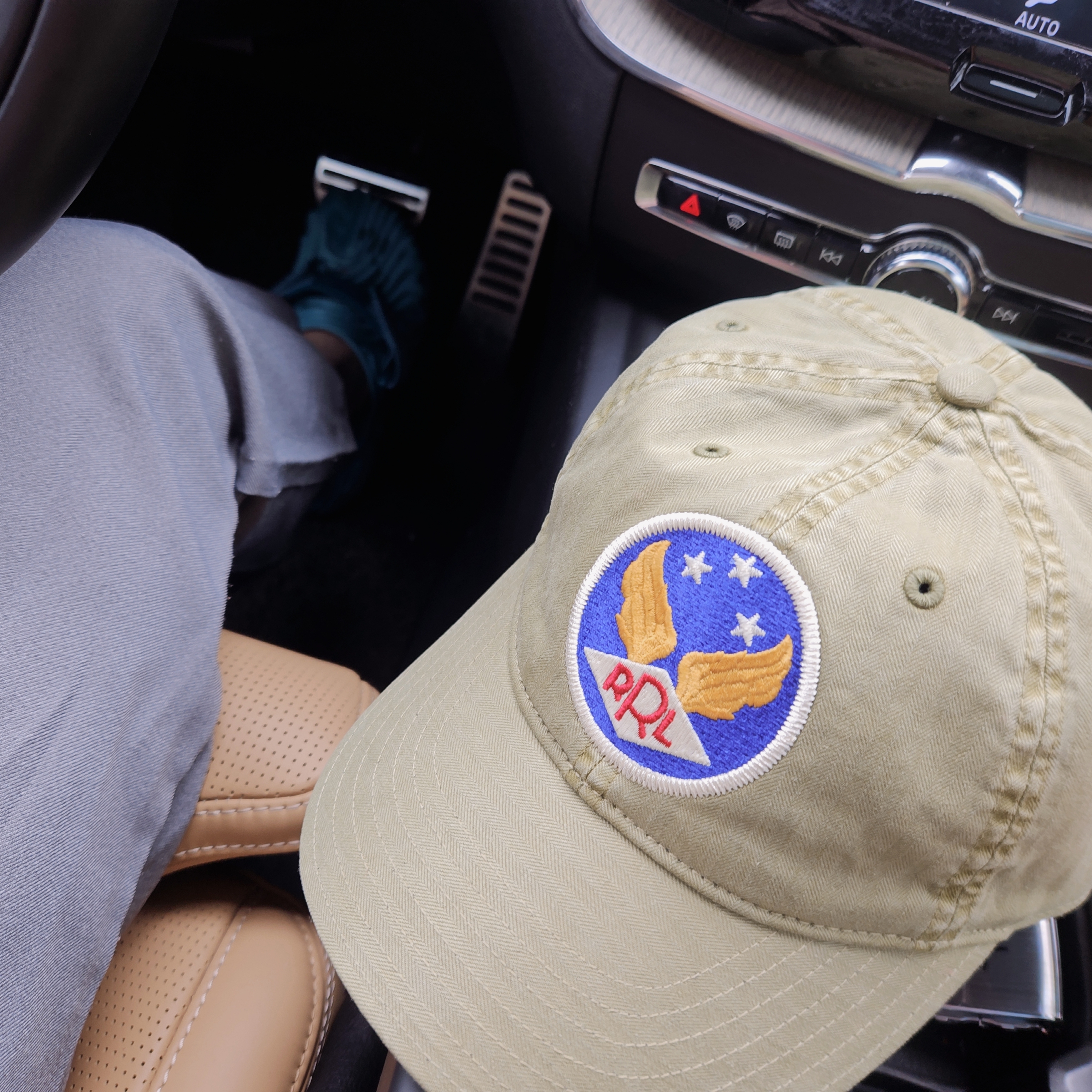 Double RL Garment Dyeing Twill Ball Cap Green, Crocs x Salehe Bembury Pollex Clog Tide 착용 스타일