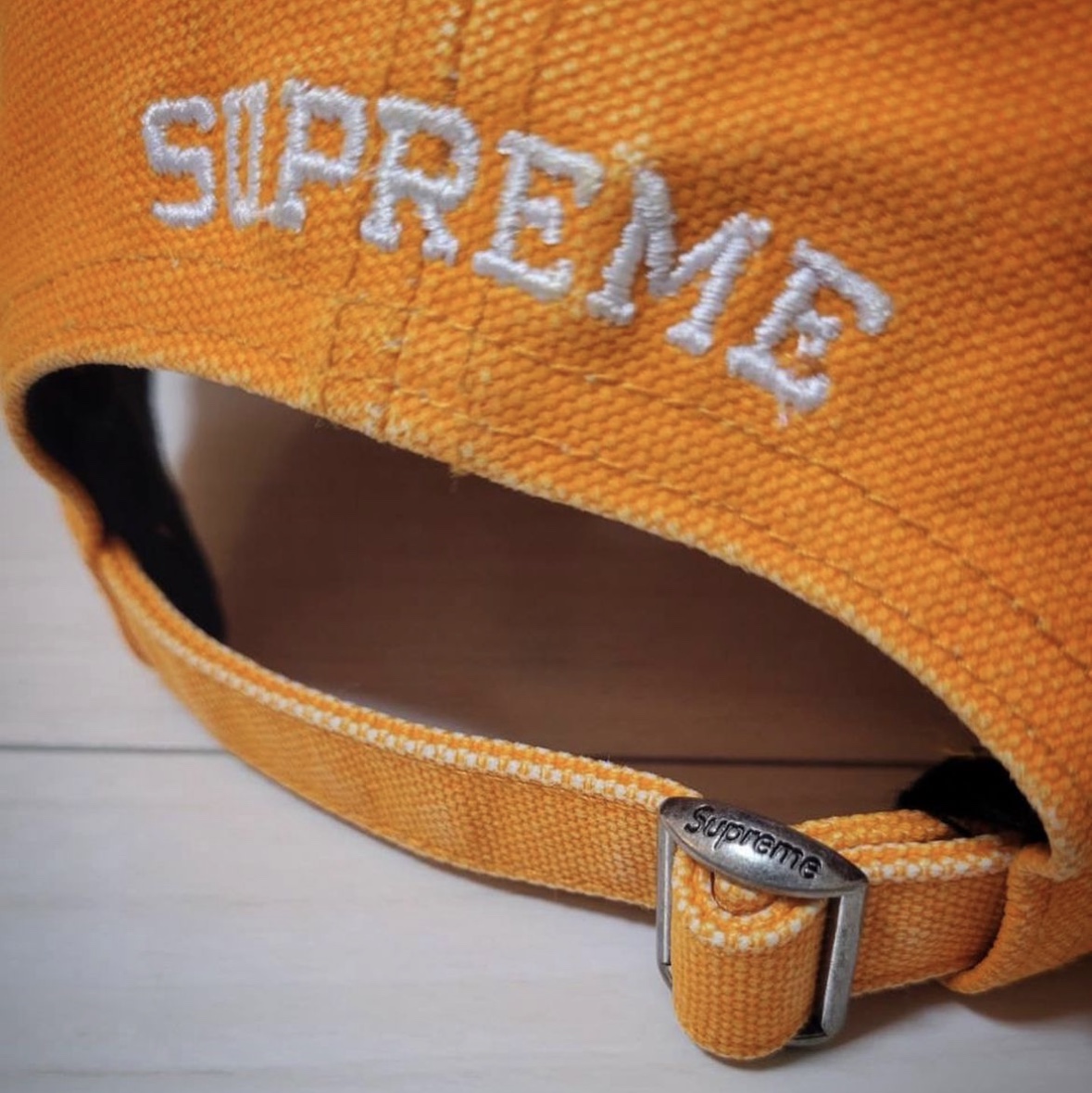 Supreme Pigment Canvas S Logo 6-Panel Orange - 23SS 착용 스타일