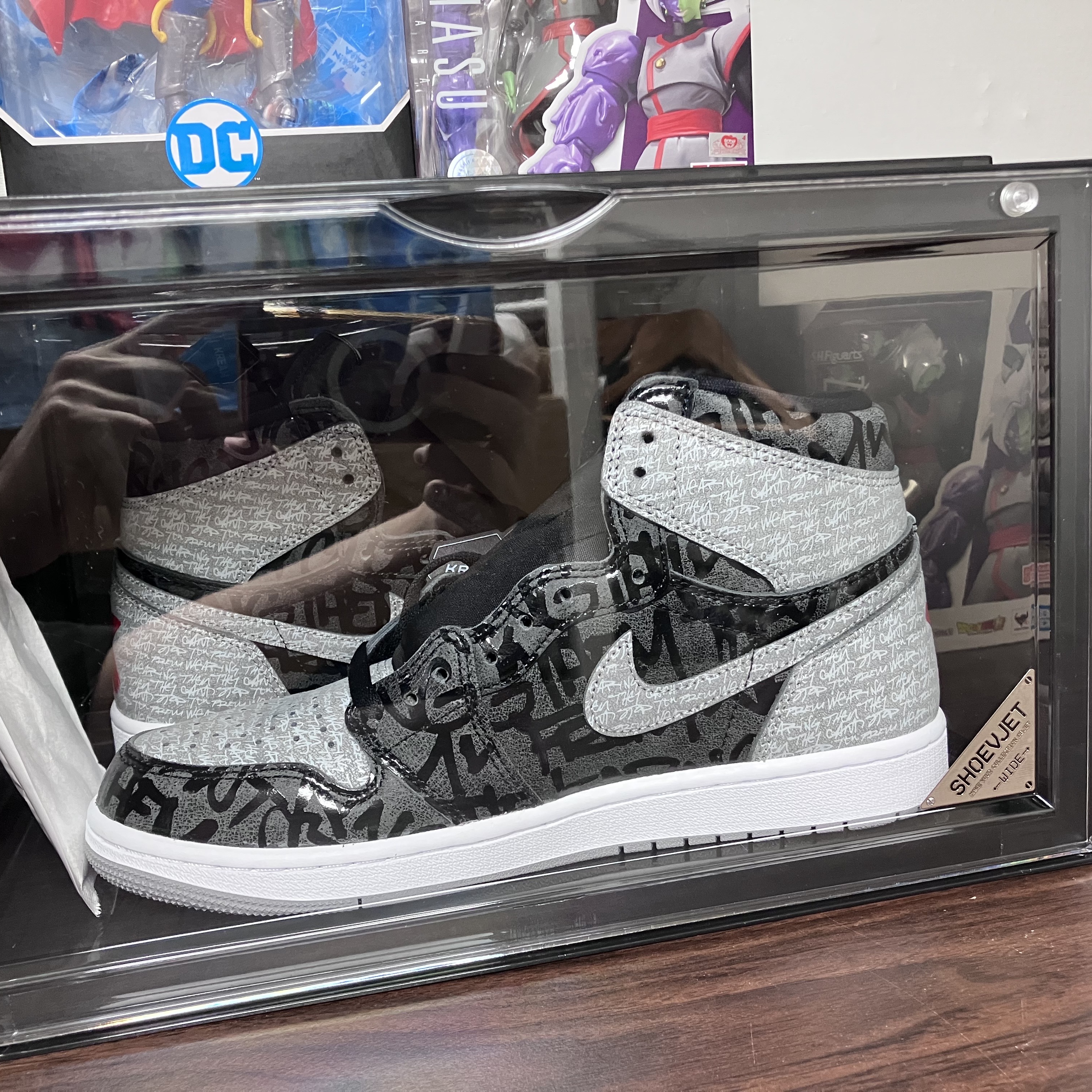 Jordan 1 Retro High OG Rebellionaire 착용 스타일