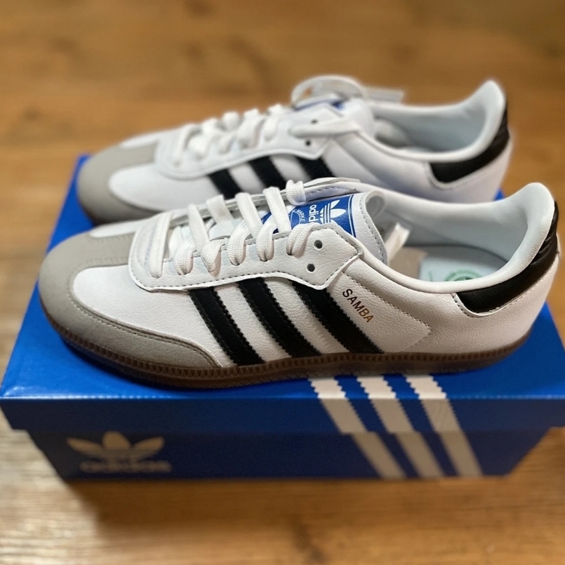 Adidas Samba Vegan White Black 착용 스타일