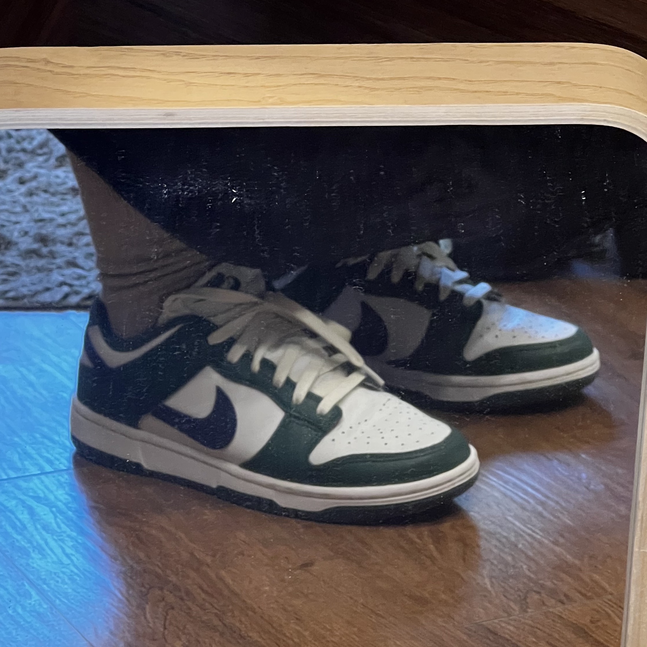(W) Nike Dunk Low Gorge Green 착용 스타일 - 3