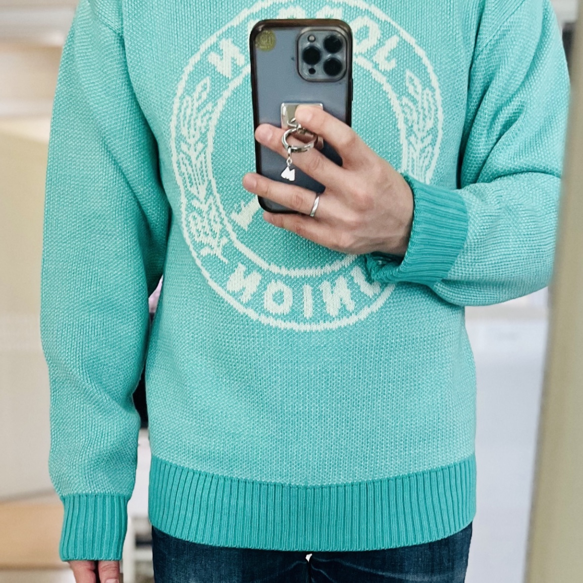 Jordan x Union Sweater Kinetic Green - Asia 착용 스타일 - 3