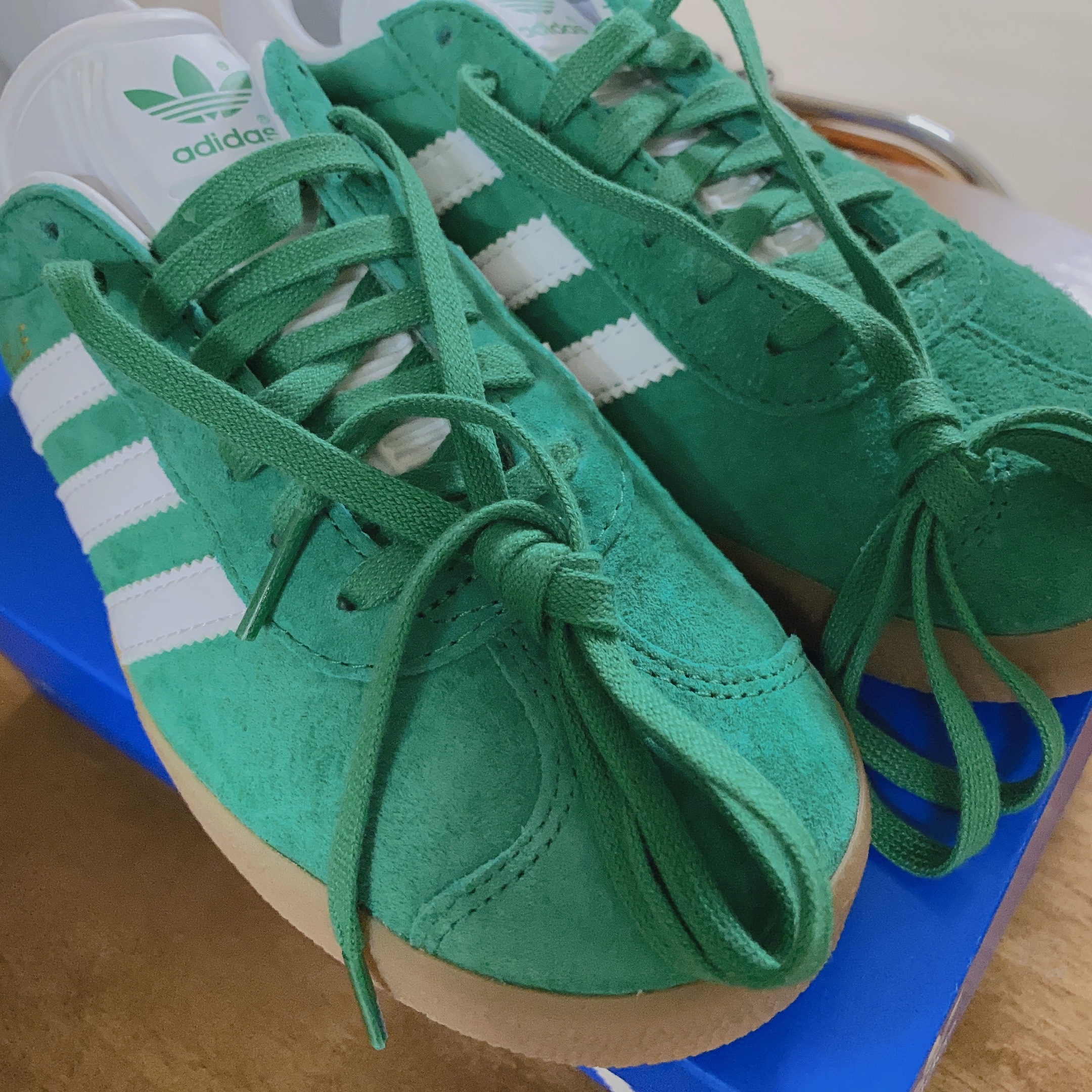 Adidas Gazelle Court Green Cloud White 착용 스타일 - 2