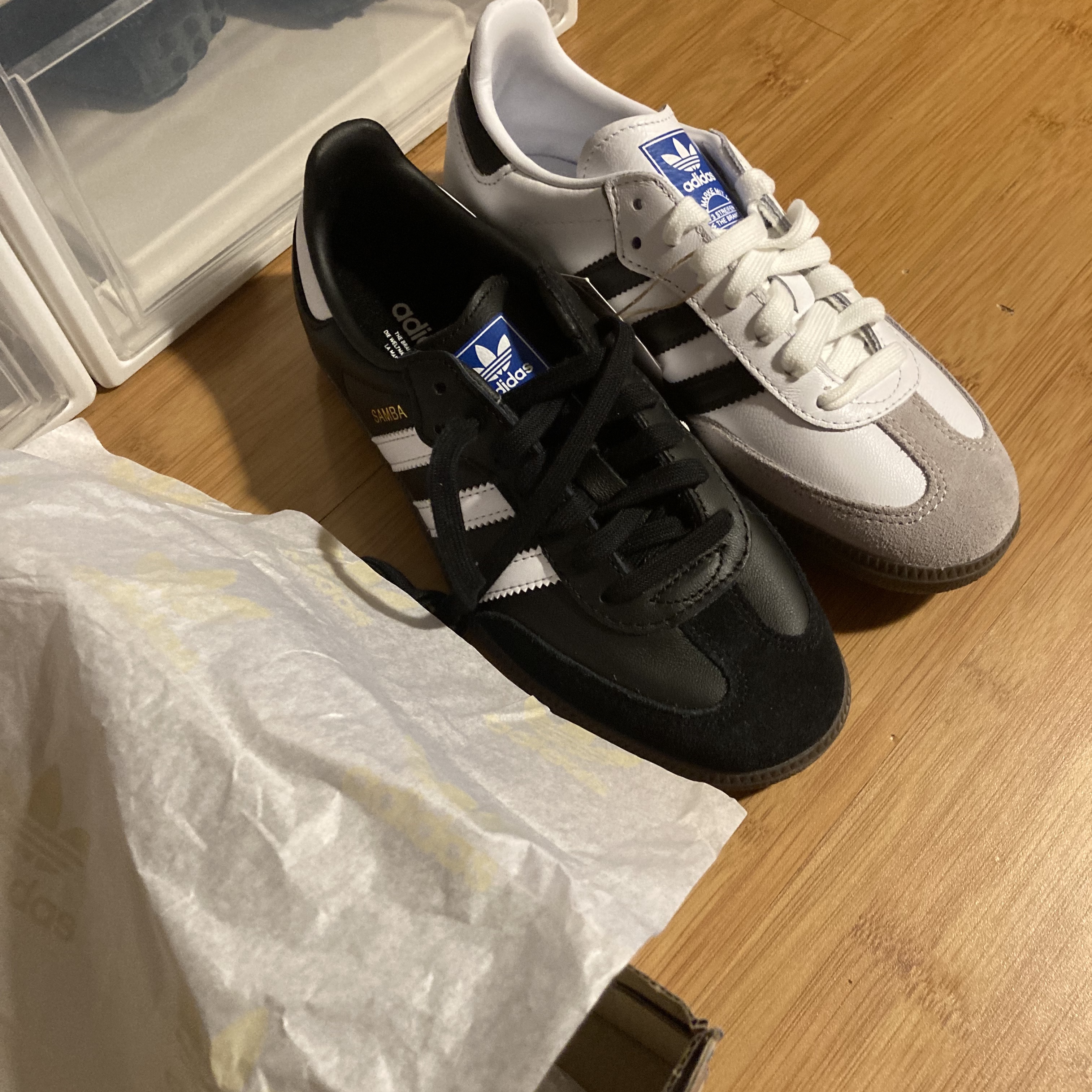 Adidas Samba Vegan White Black 착용 스타일 - 2
