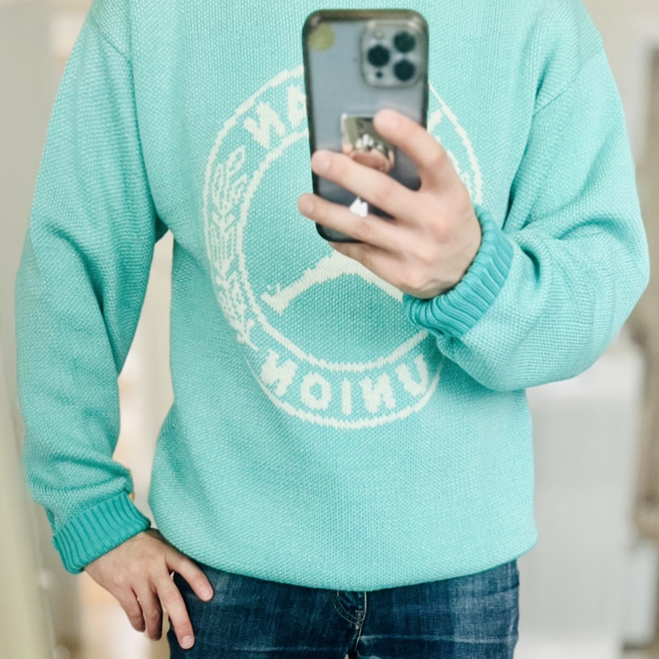 Jordan x Union Sweater Kinetic Green - Asia 착용 스타일 - 1