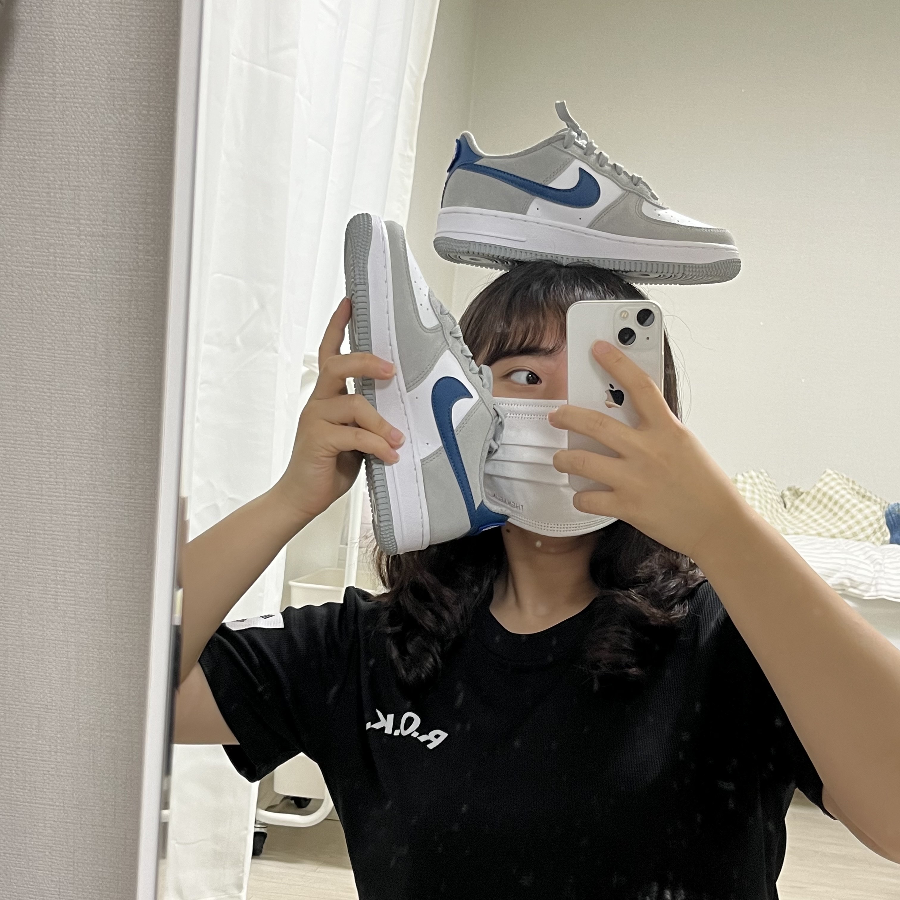 (GS) Nike Air Force 1 LV8 Athletic Club Light Smoke Grey Marina 착용 스타일 - 2
