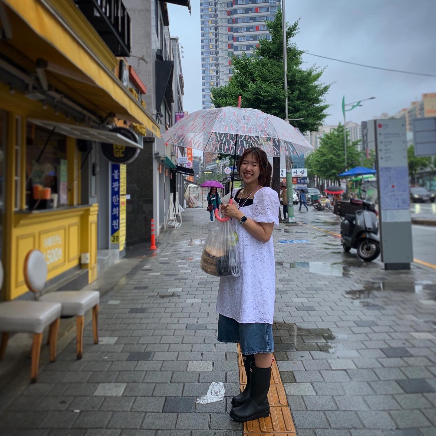 (W) Hunter Play Tall Wellington Rain Boots Black, Apple Watch Nike Series 7 41mm GPS Starlight Aluminum Case with Nike Sport Band Pure Platinum Black (Korean Ver.) 착용 스타일 - 2
