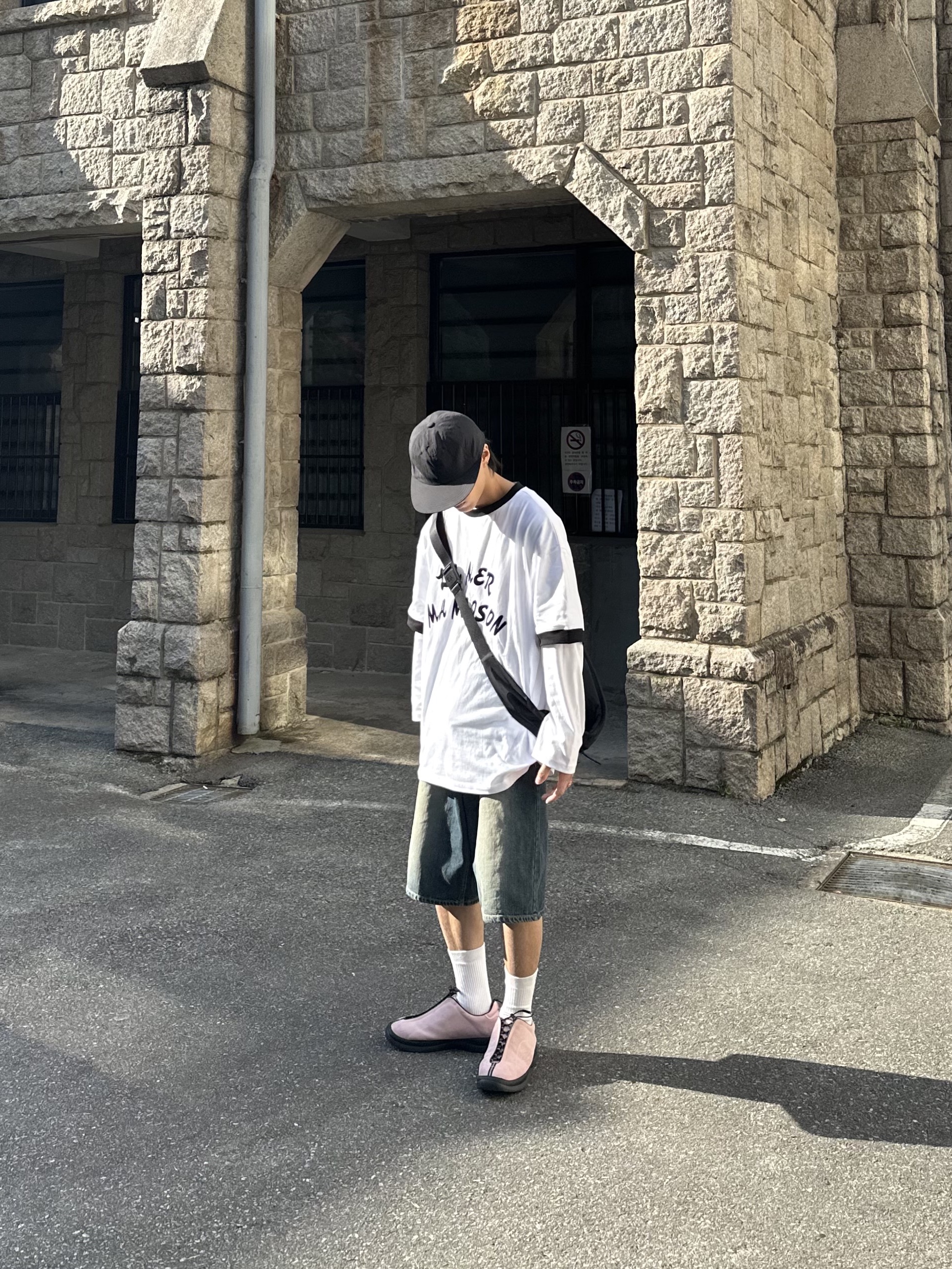 Matin Kim MS129 Sneakers Black 착용 스타일 - 2