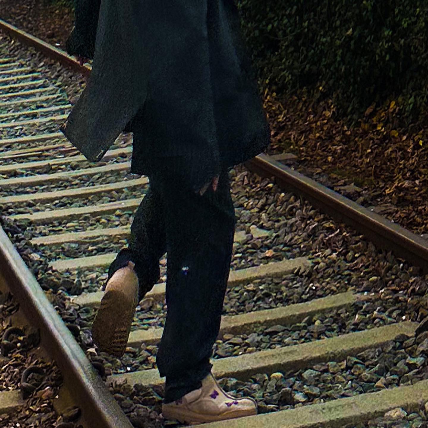 Reebok x Needles Beatnik Moc Modern Beige Extreme Purple, Zara x Ader Error Striped Oversize Blazer Grey 착용 스타일 - 3