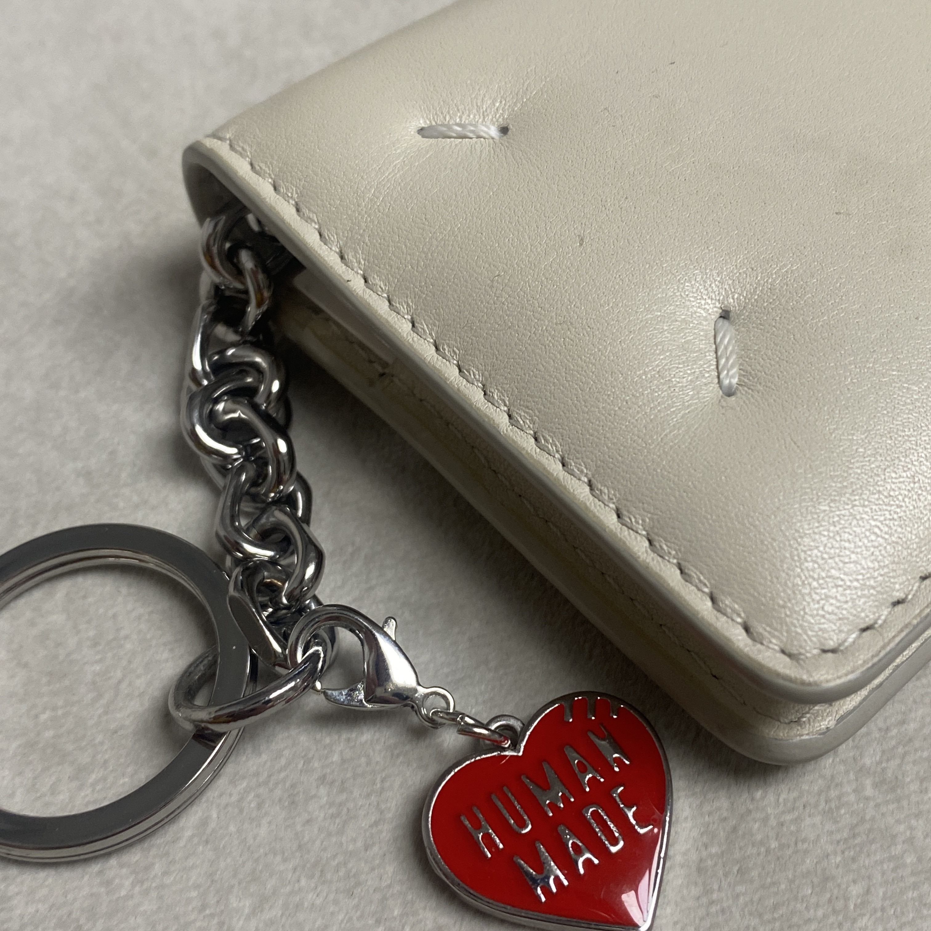 Human Made Heart Mini Keycharm Red 착용 스타일