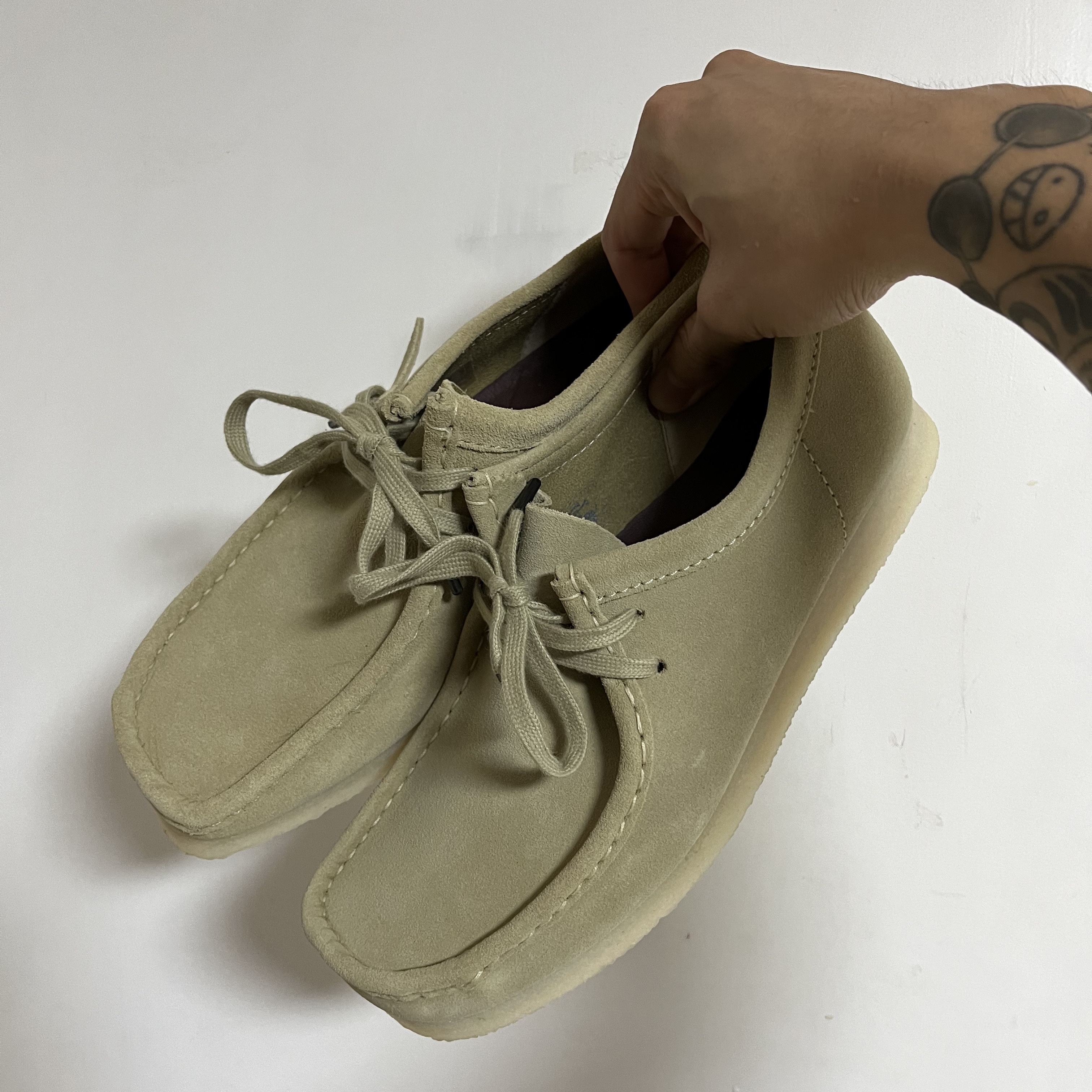 Clarks Wallabee Maple Suede 착용 스타일