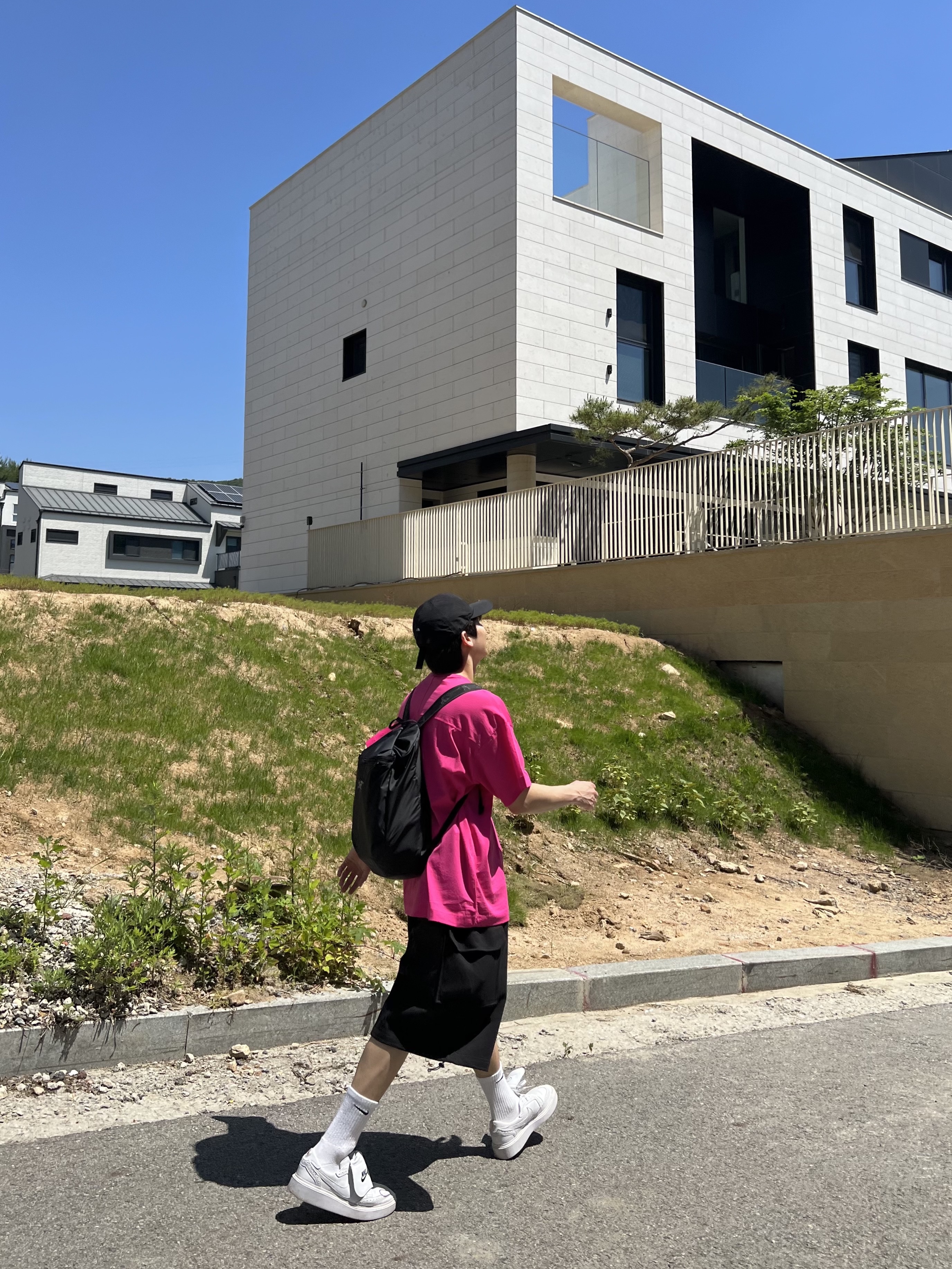 나이키 x 피스마이너스원 퀀도1 화이트 착용 스타일 - 5