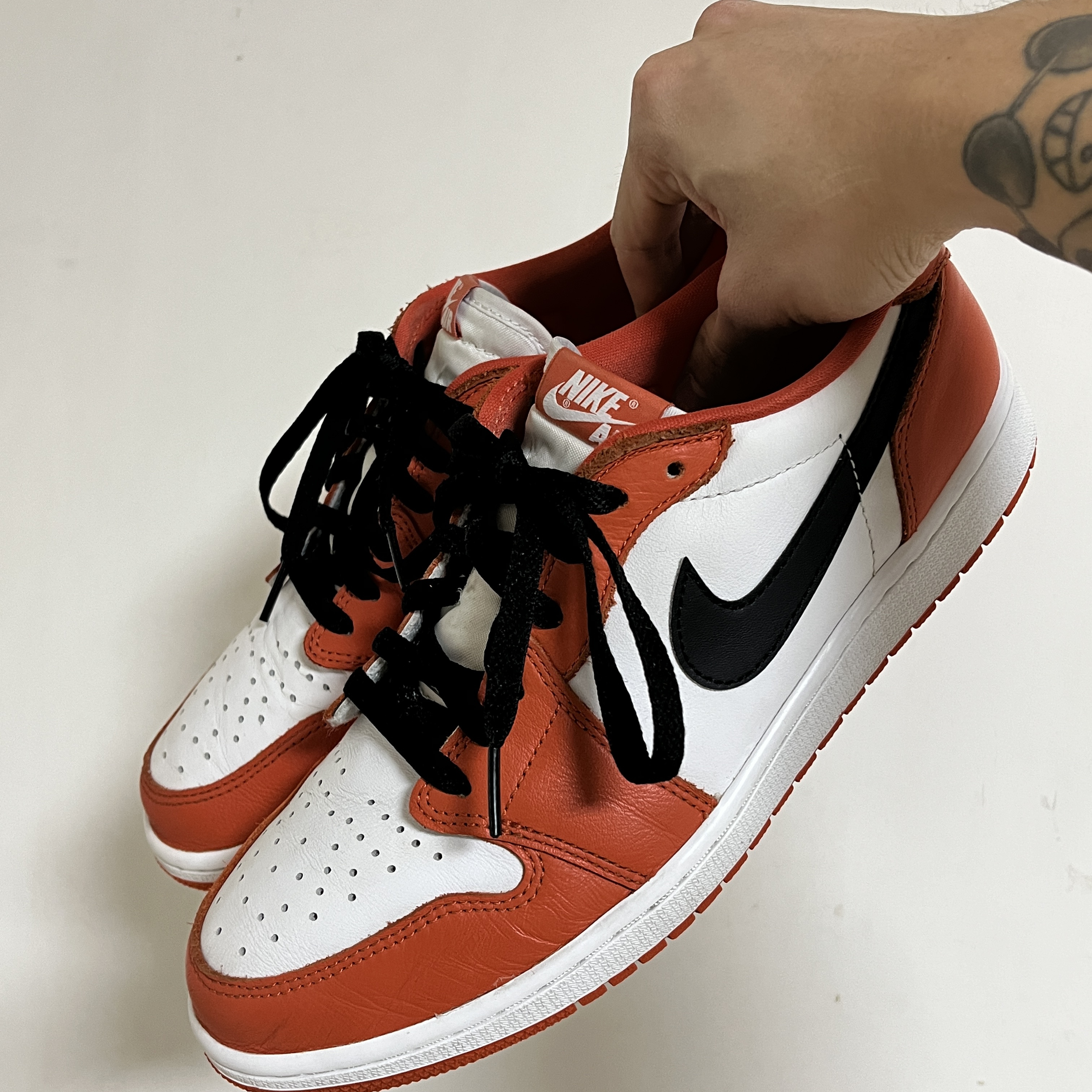 Jordan 1 Low OG Starfish 착용 스타일