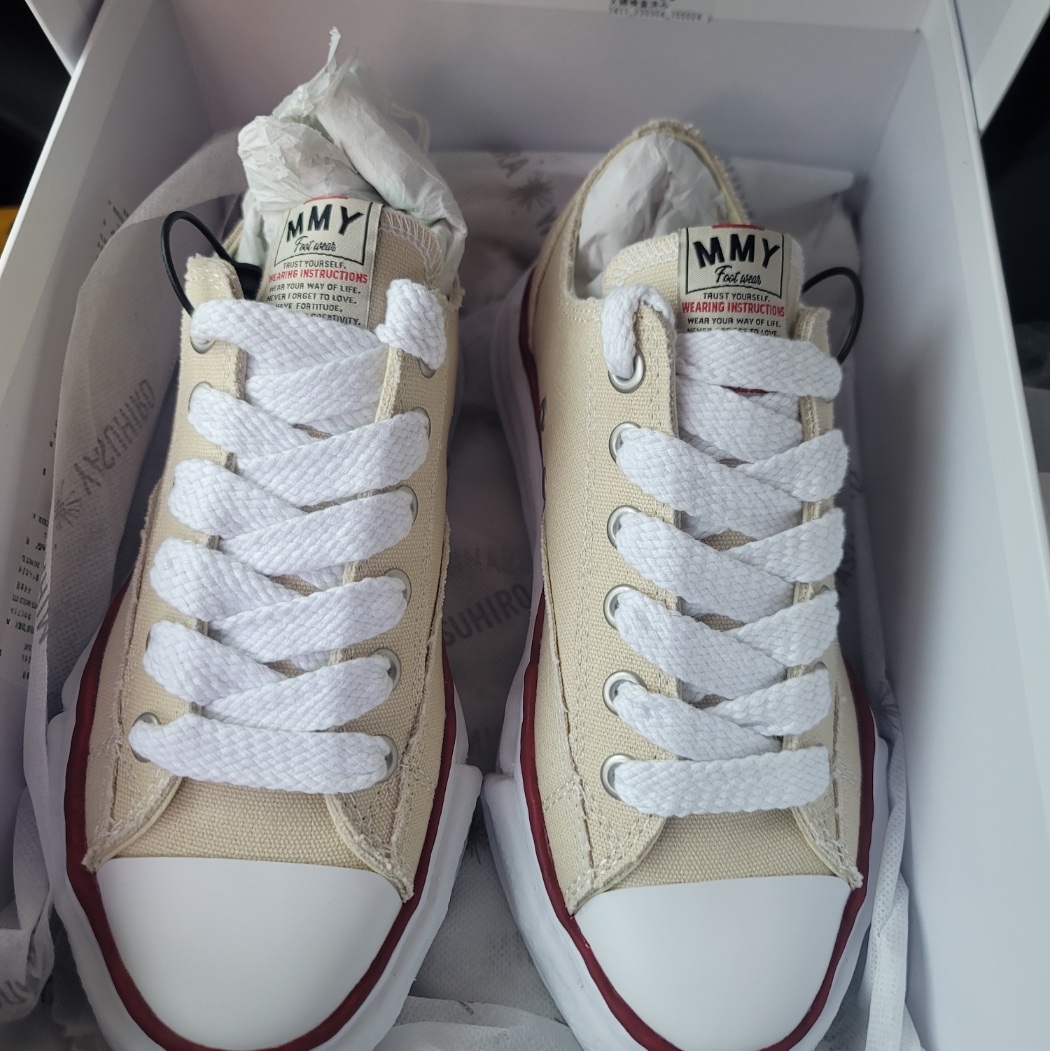 Maison Mihara Yasuhiro Peterson OG Sole Canvas Low-top Sneakers Natural 착용 스타일