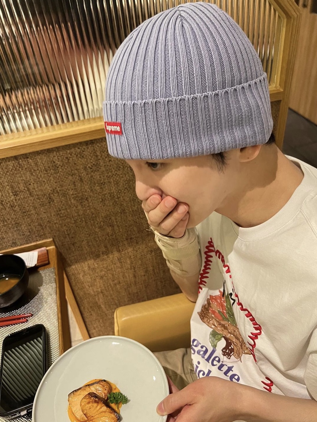 Supreme Overdyed Beanie Slate - 22SS 착용 스타일 - 1