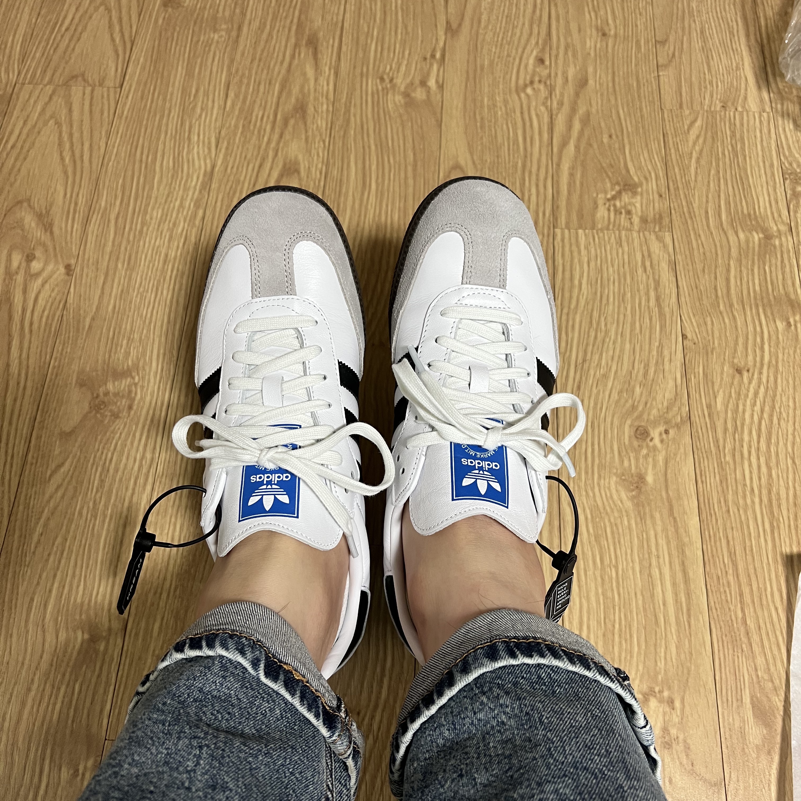 Adidas Samba OG Cloud White 착용 스타일