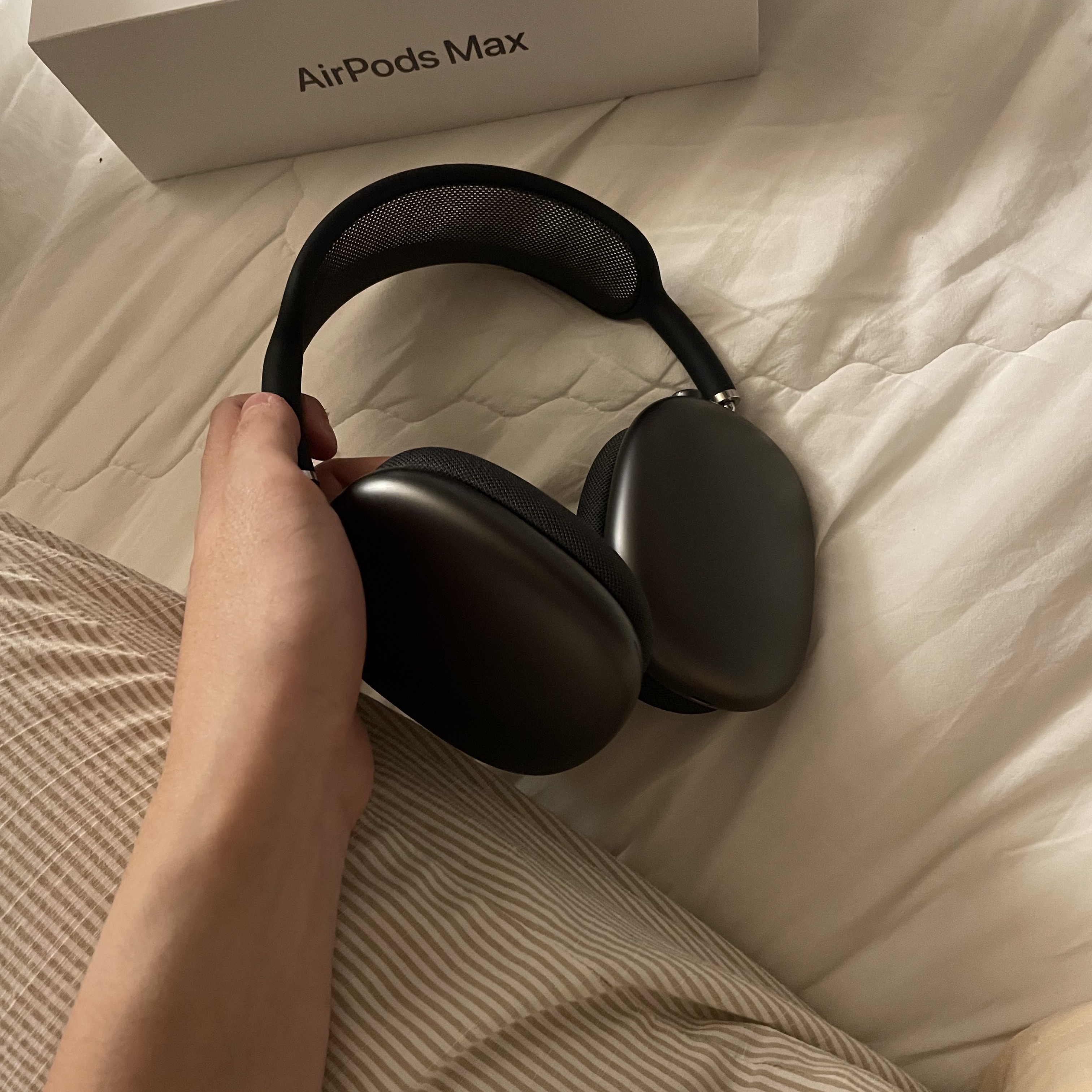 Apple AirPods Max Lightning Space Gray (Korean Ver.) 착용 스타일
