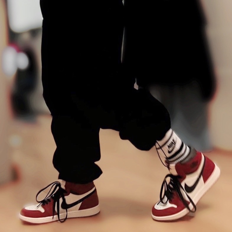 Jordan 1 Retro High OG Chicago 2022 착용 스타일 - 5