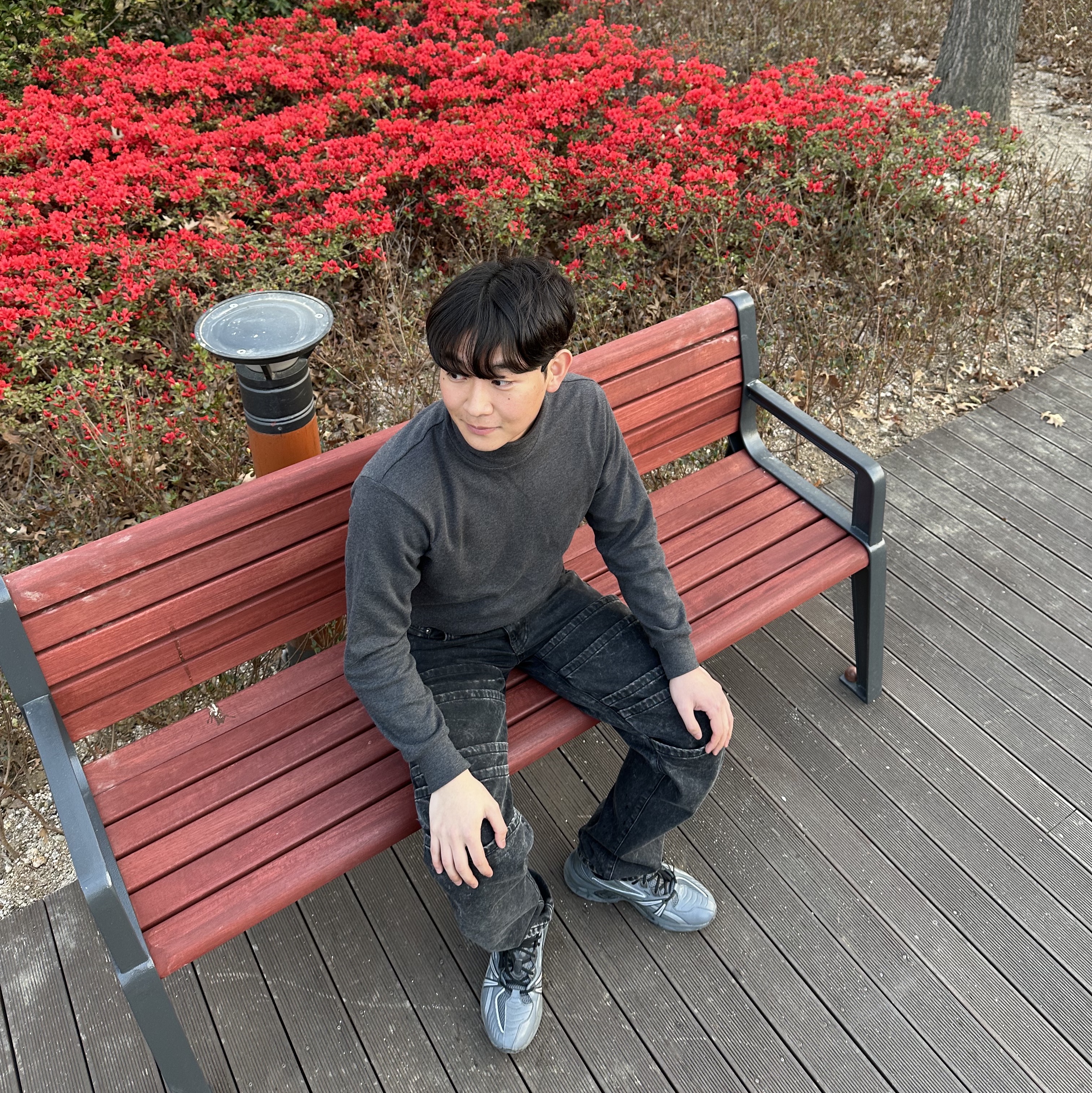 아식스 HN2-S 프로토블라스트 스틸 그레이 착용 스타일