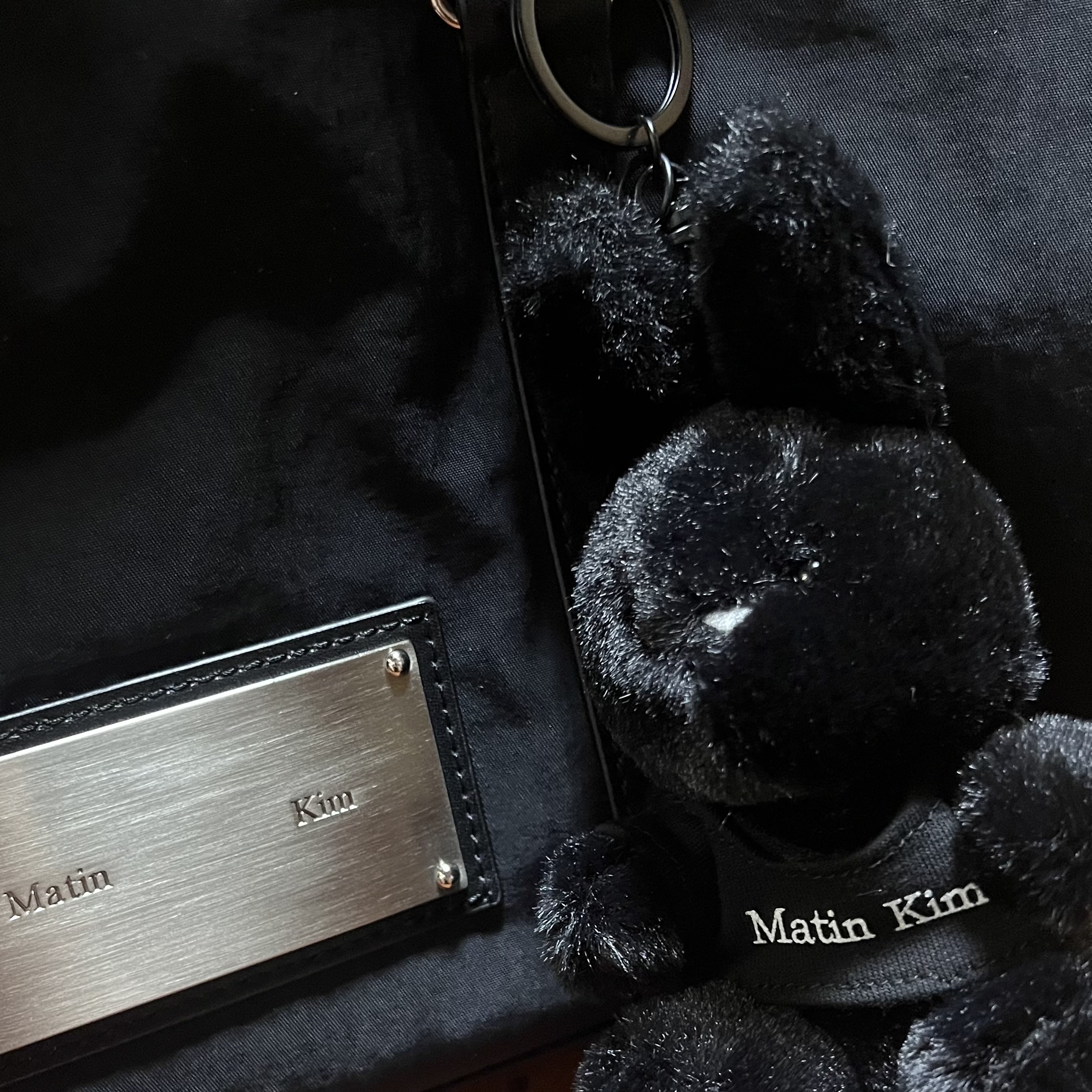 Matin Kim Black Bunny Toy Keyring Black 착용 스타일