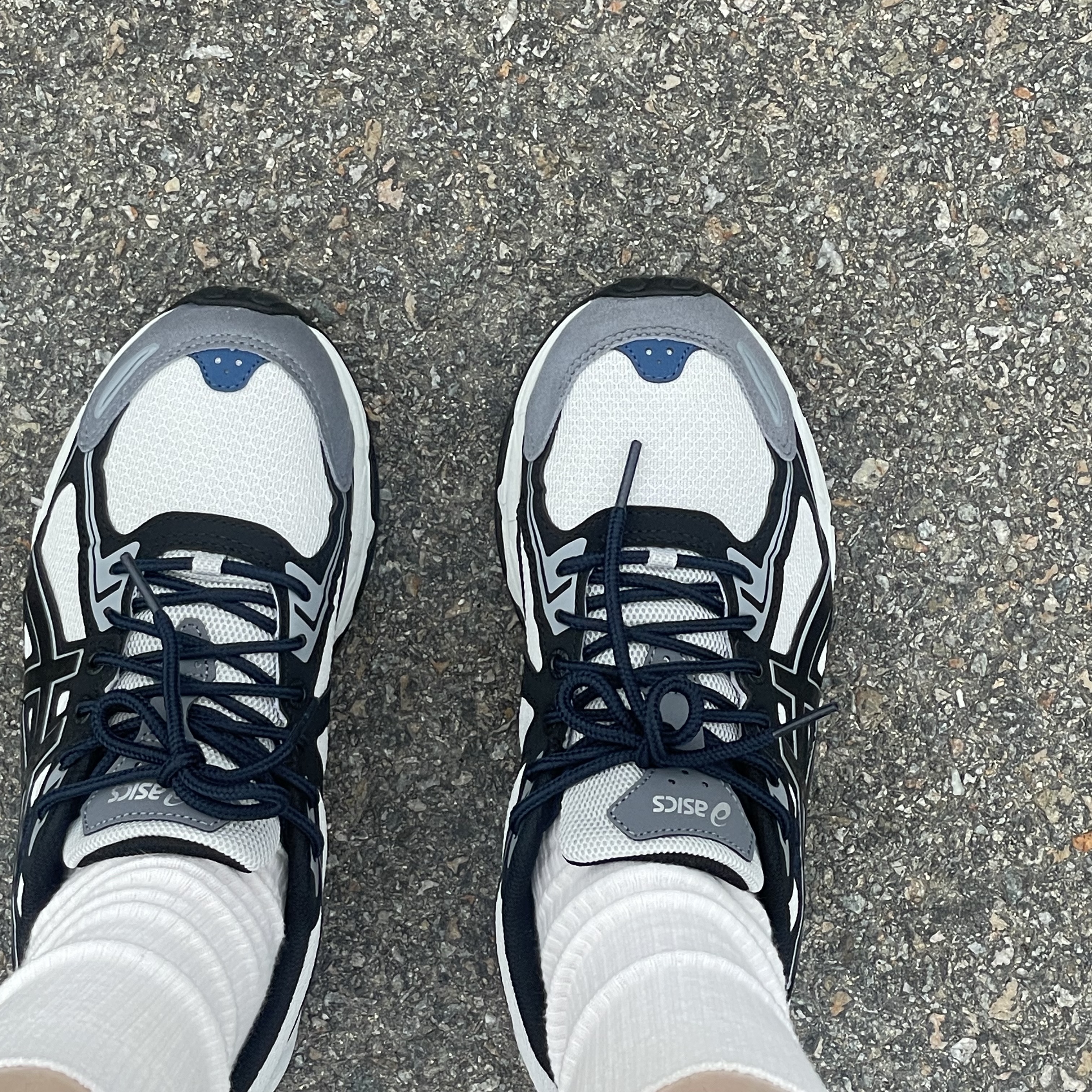 Asics Gel-Venture 6 SPS Glacier Grey 착용 스타일