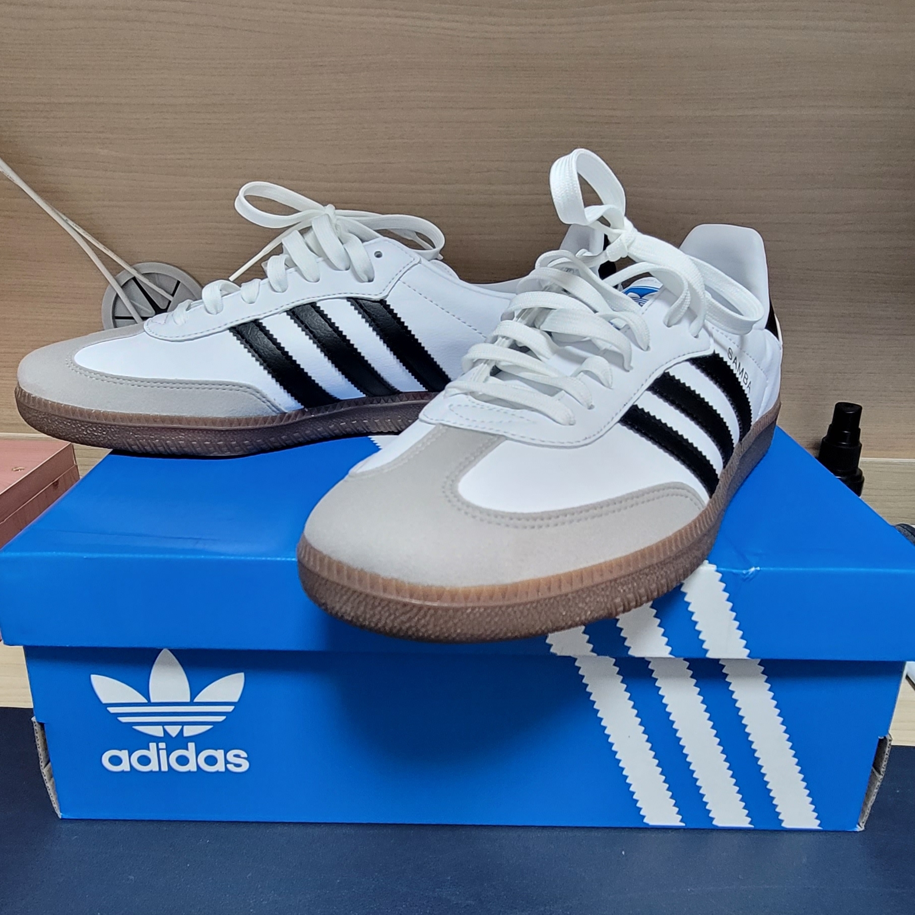 Adidas Samba Vegan White Black 착용 스타일