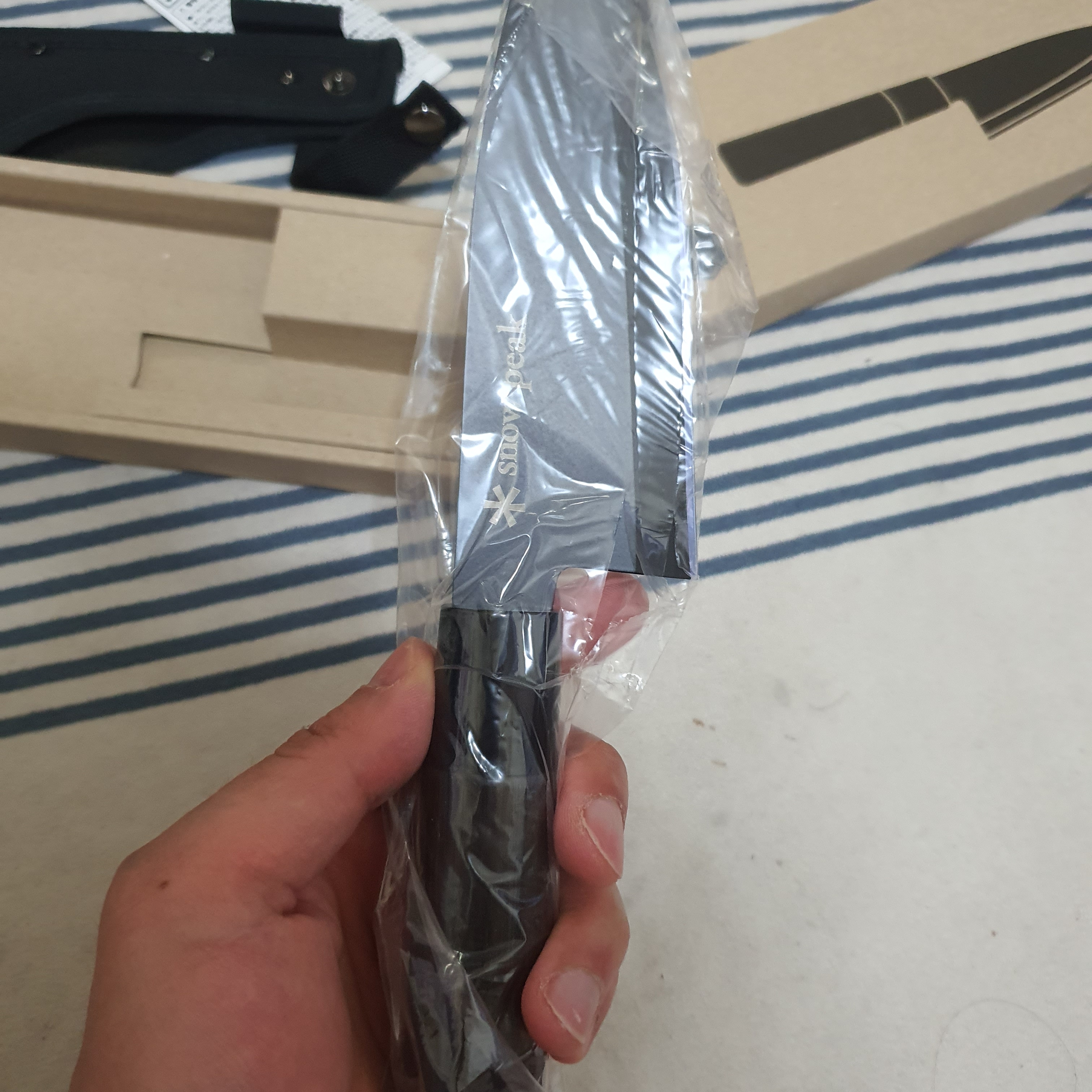 Snow Peak Black Deba Knife 착용 스타일 - 2