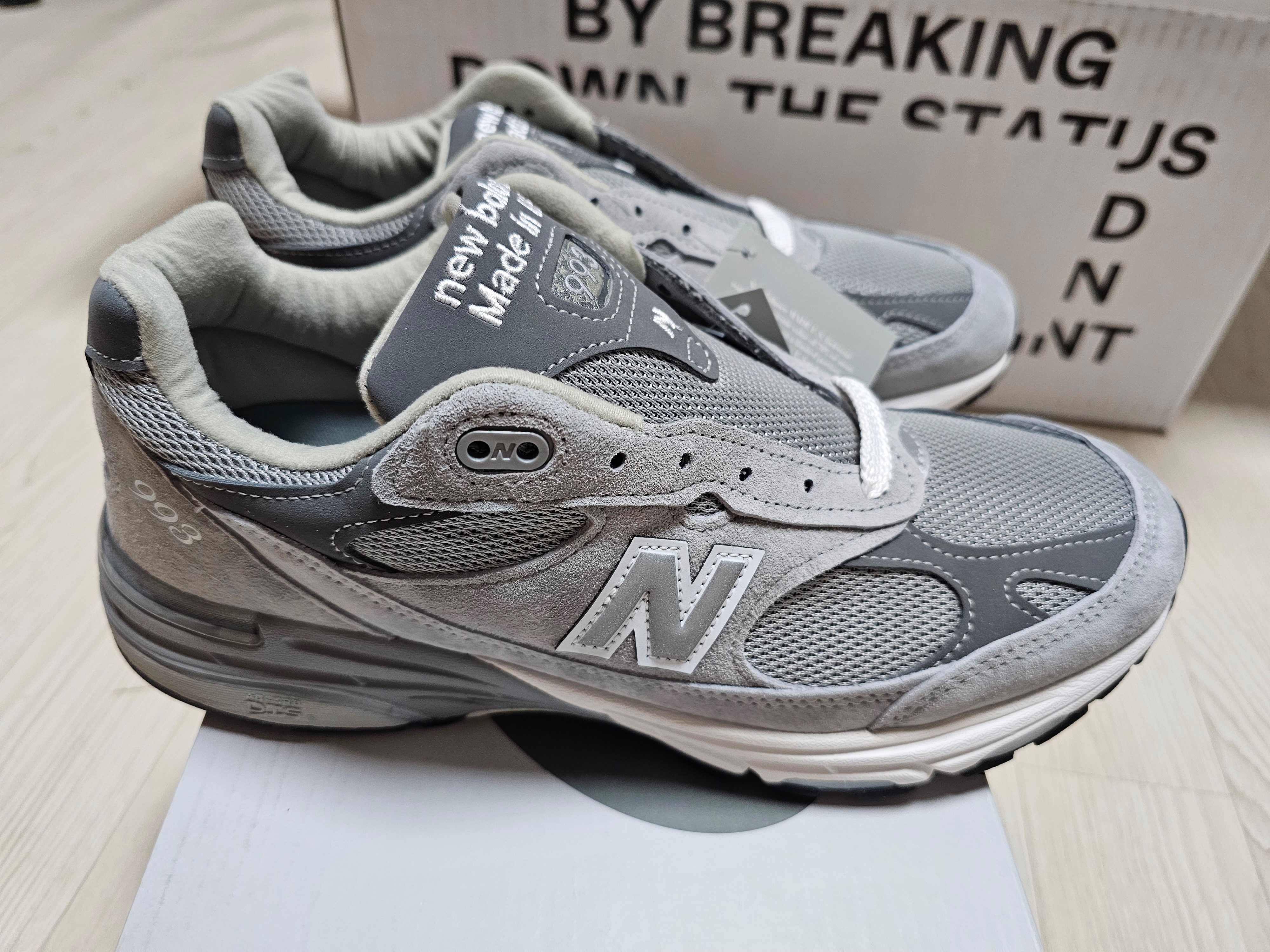 New Balance 993 Made in USA Grey - D Standard 착용 스타일 - 3