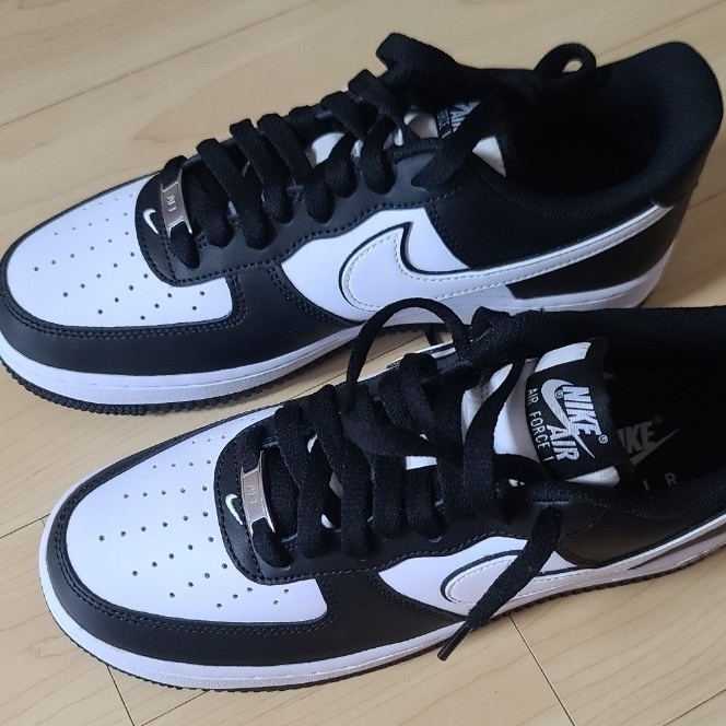 Nike Air Force 1 '07 Black White 착용 스타일