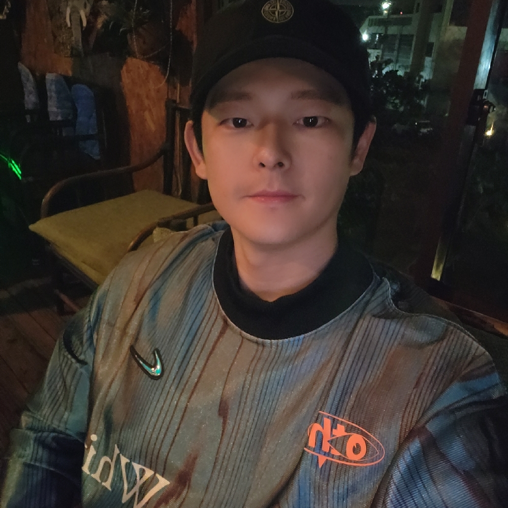 KREAM 프로필 이미지