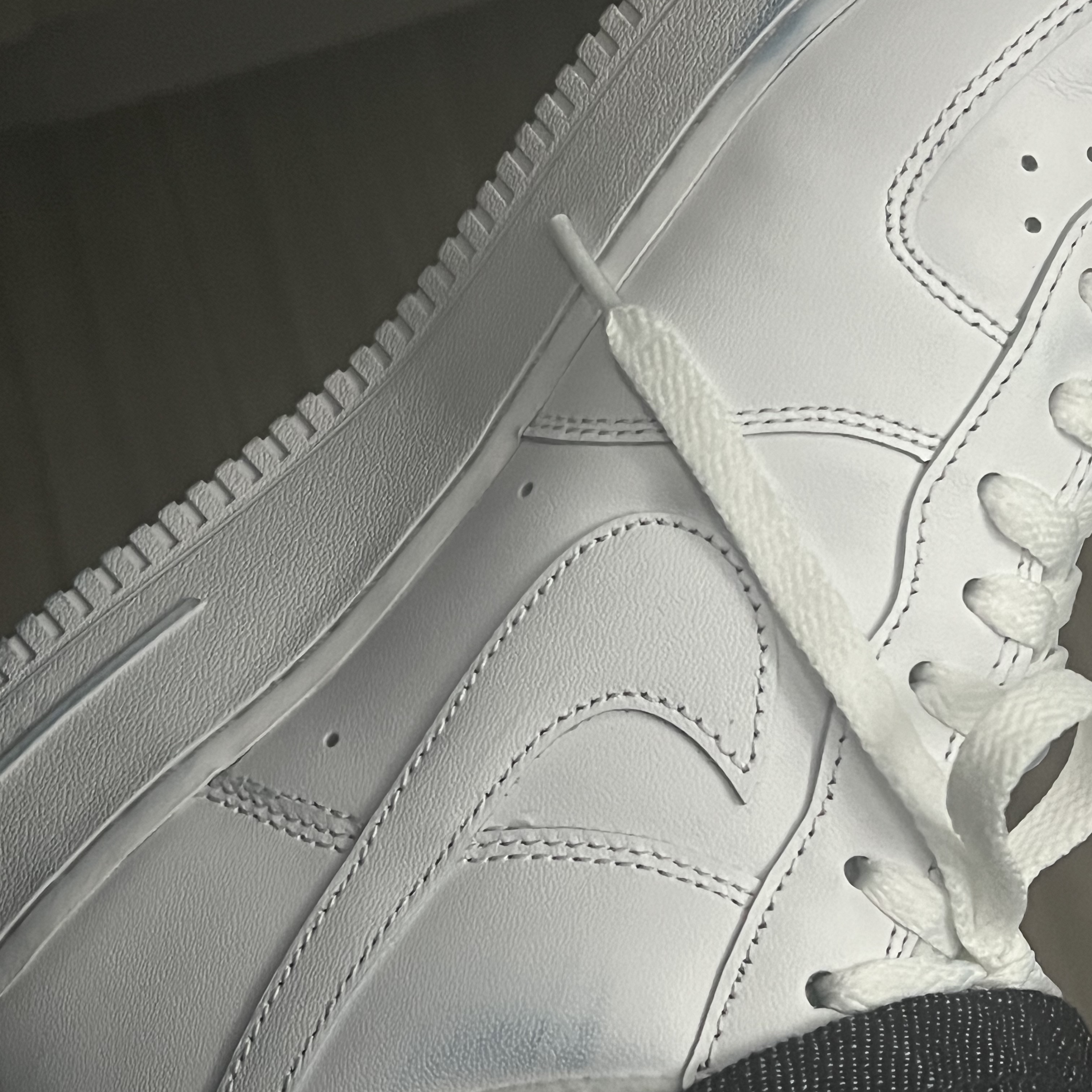 Nike x Supreme Air Force 1 Low White 착용 스타일 - 2