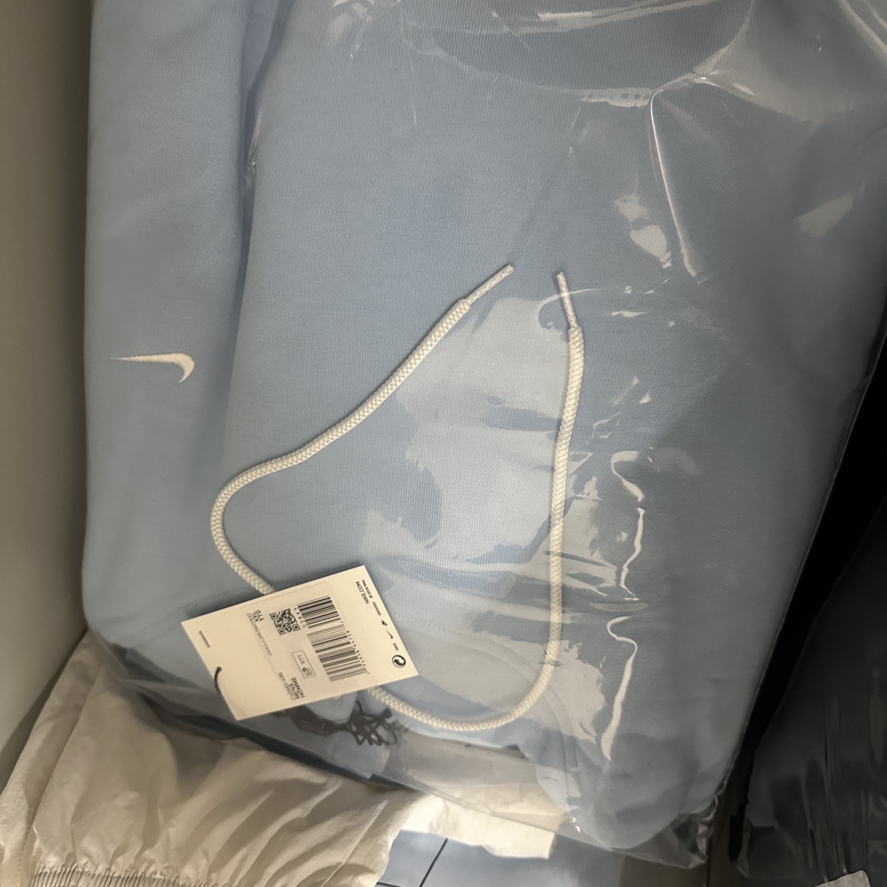 Nike NRG Solo Swoosh Fleece Hoodie Psychic Blue - US/EU 착용 스타일