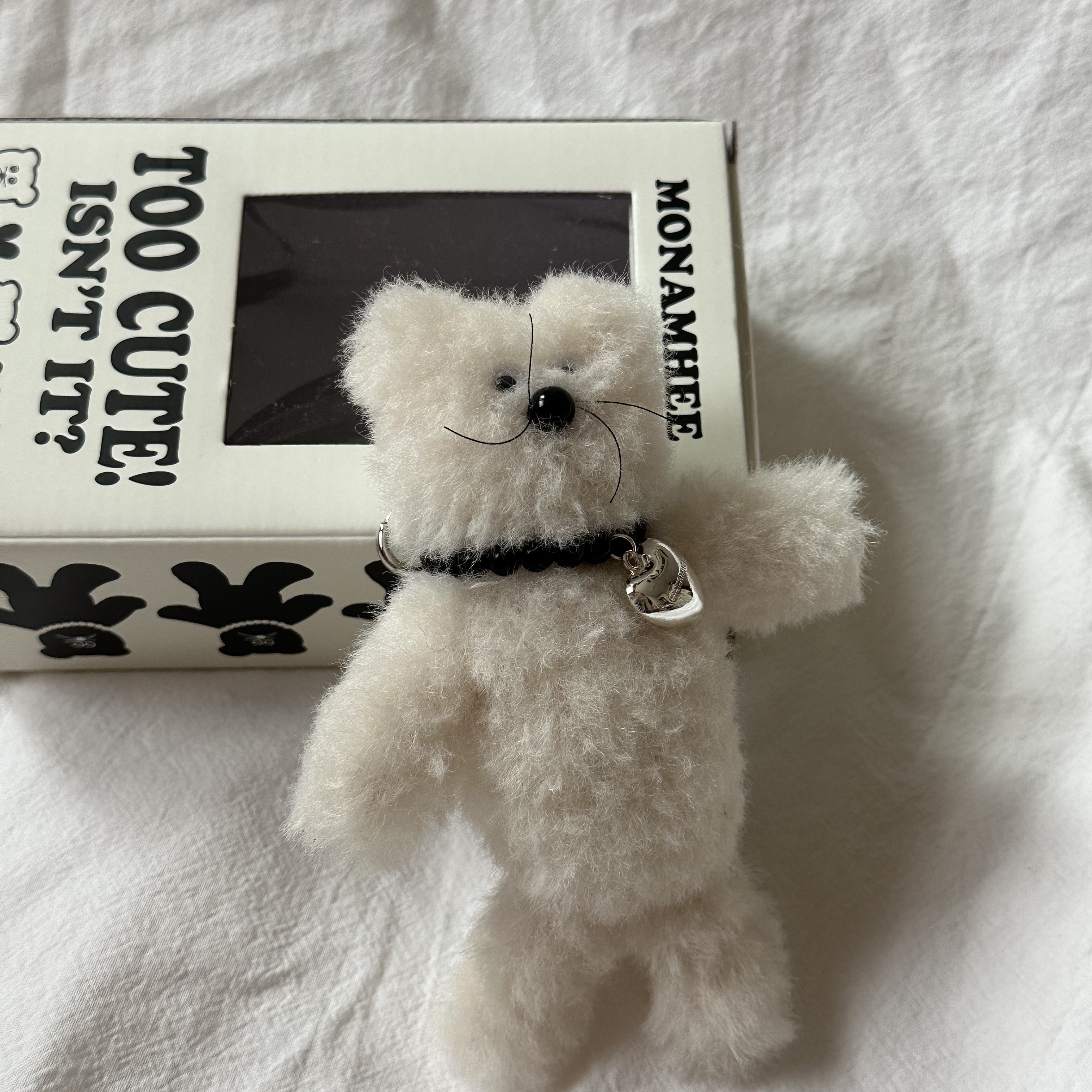[KREAM 단독] Monamhee Creami Keyring Cream 착용 스타일 - 1