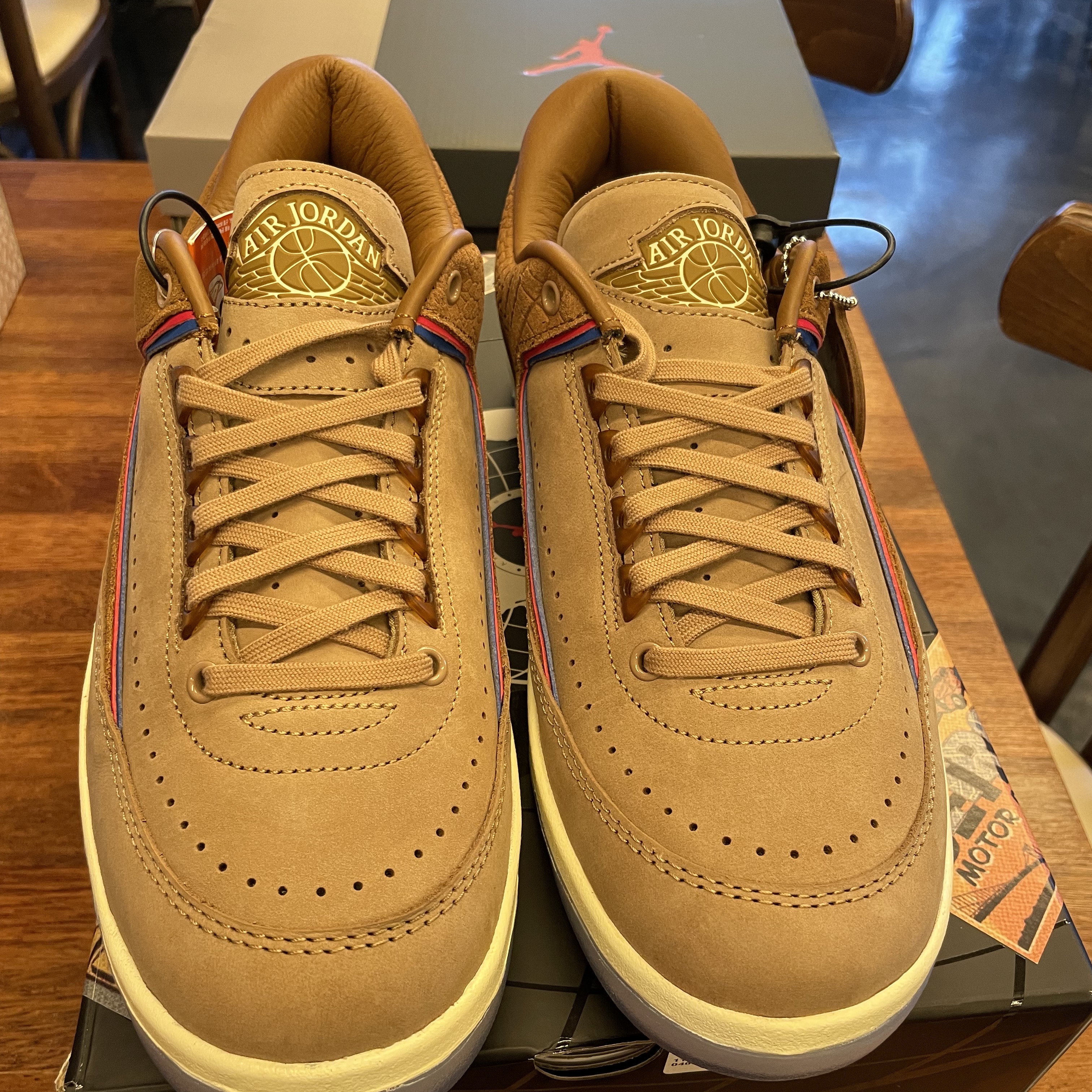 Jordan 2 x Two 18 Retro Low Rocky Tan 착용 스타일 - 2