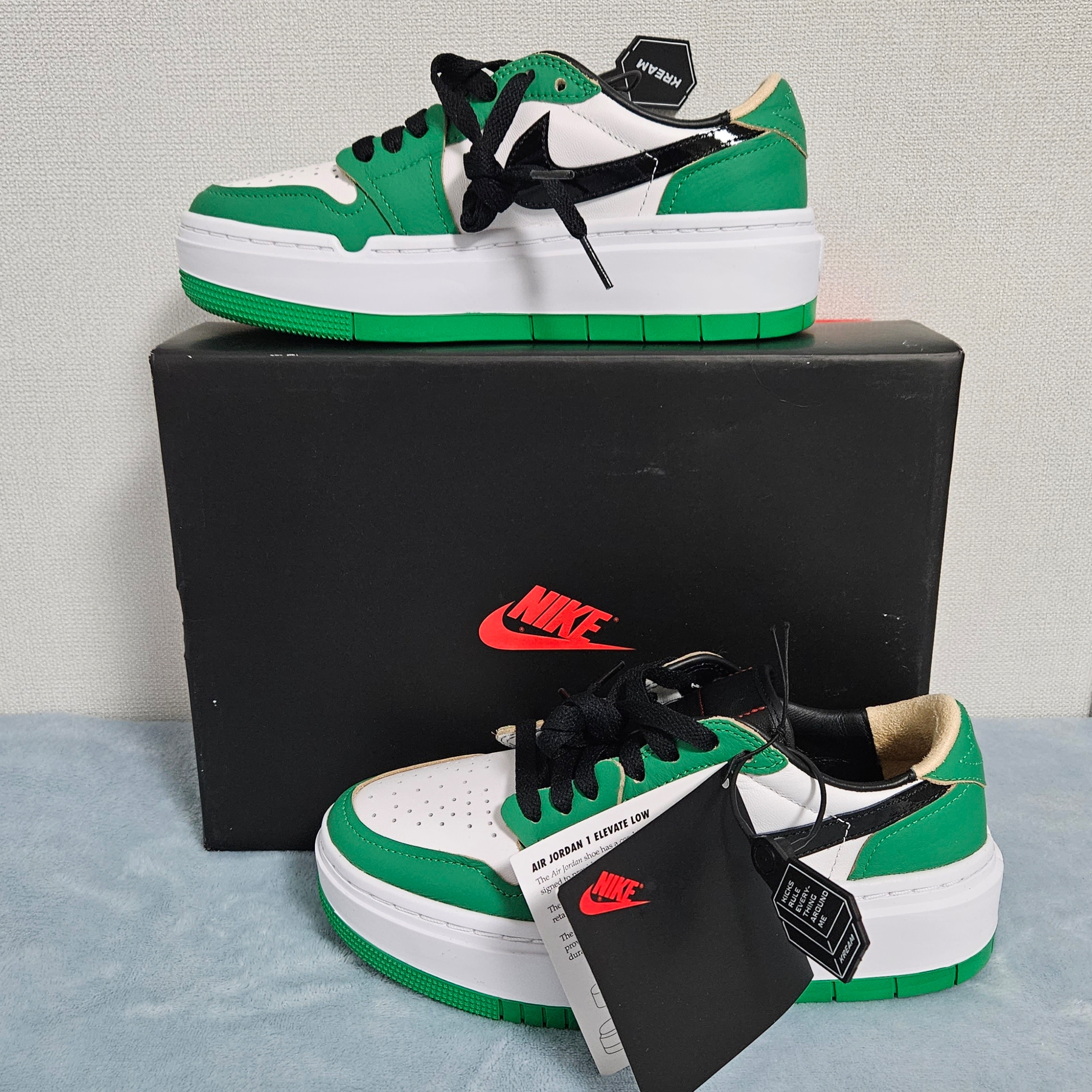 (W) Jordan 1 Elevate Low SE Lucky Green 착용 스타일 - 1
