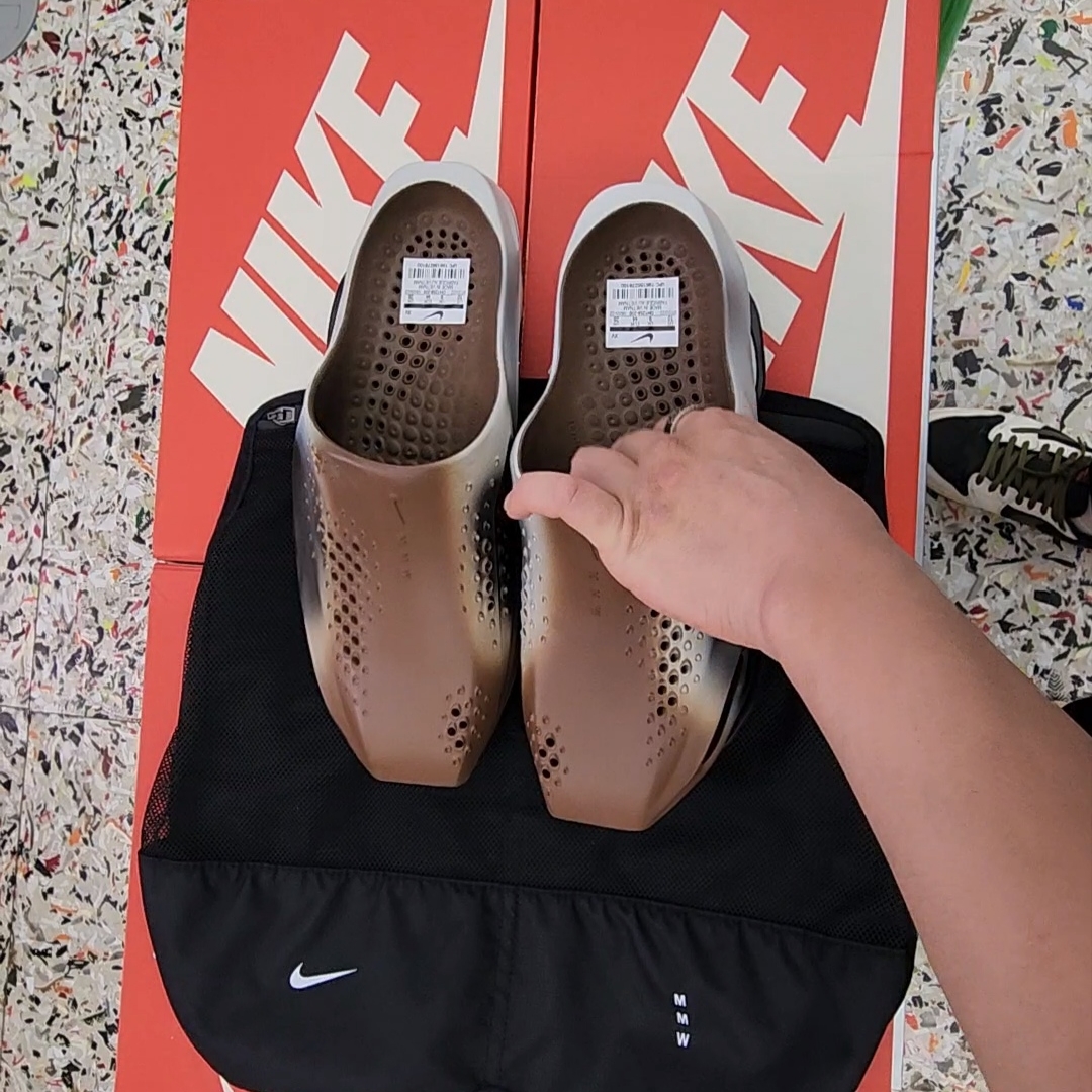 Nike x Matthew M Williams 005 Slide Dark Khaki 착용 스타일