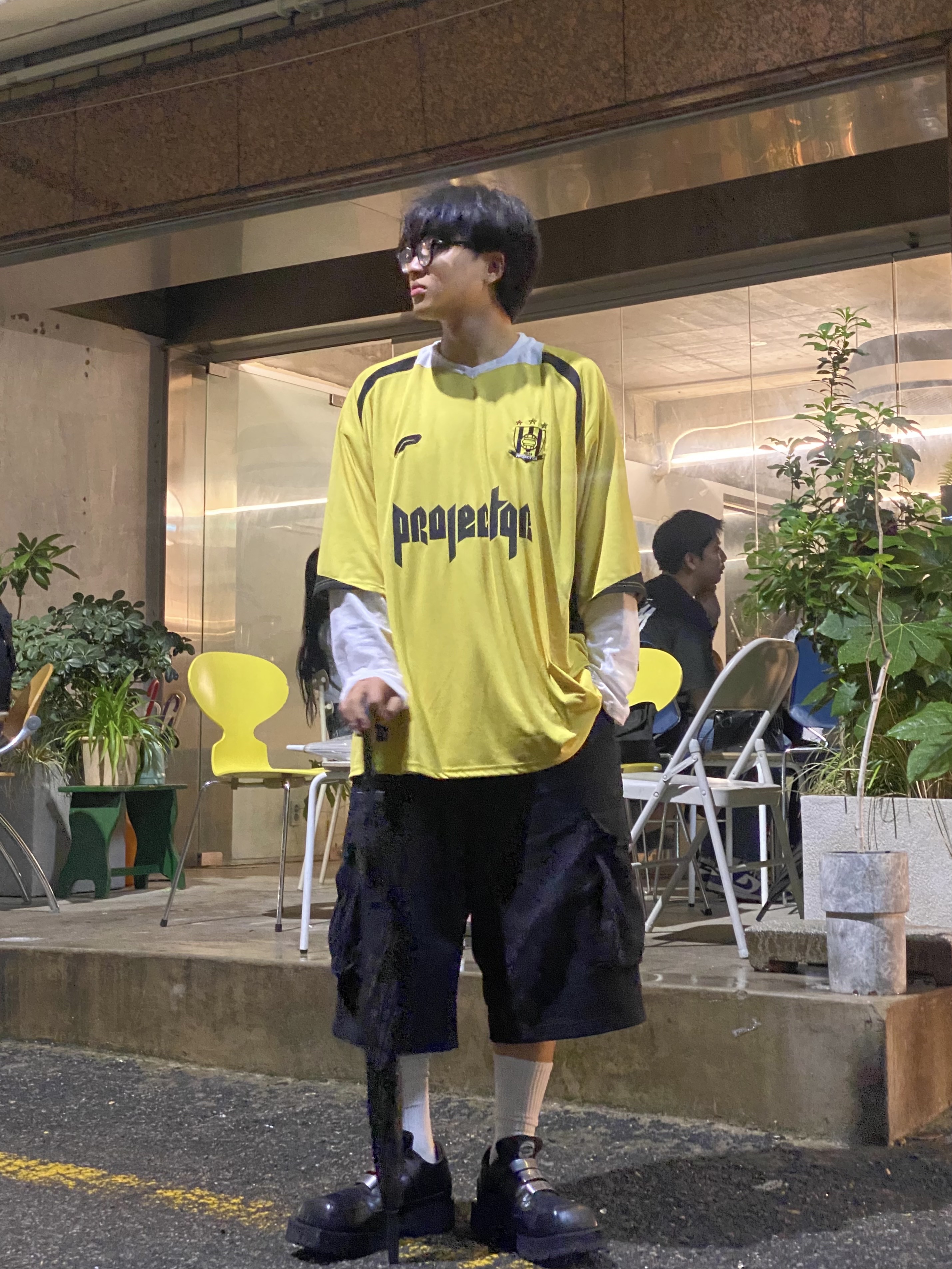 Project G/R Oversized Football Jersey Yellow 착용 스타일